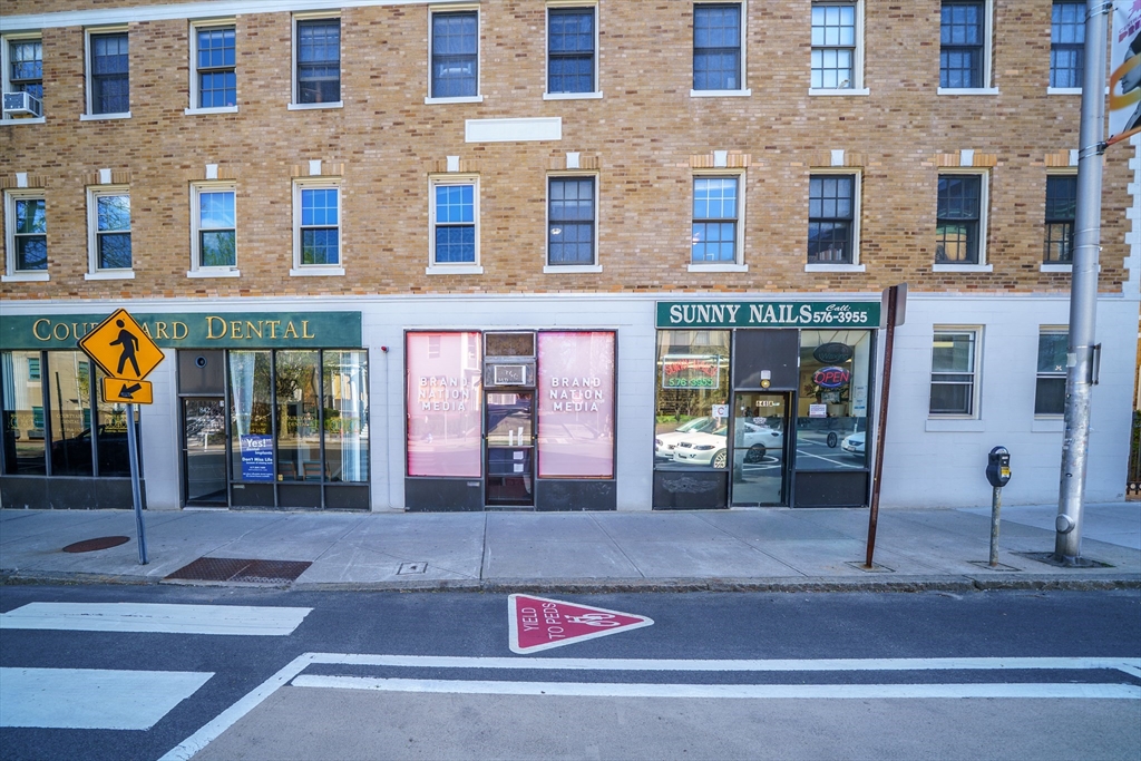 844 Massachusetts Ave # 844