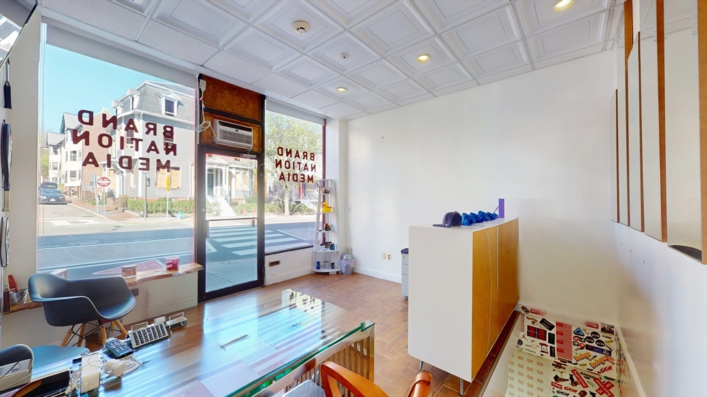 844 Massachusetts Ave # 844