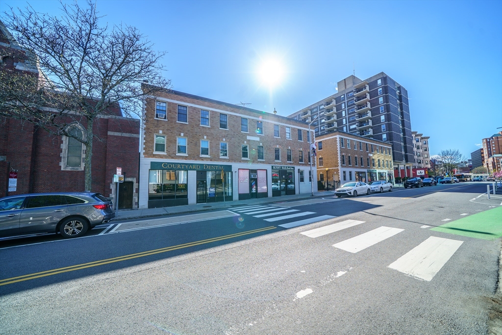 844 Massachusetts Ave # 844