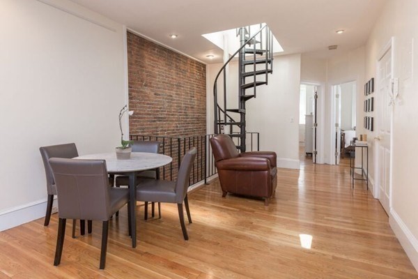 247 Beacon St., #PH