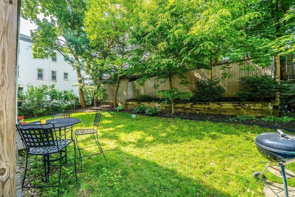 33 Main St., #2