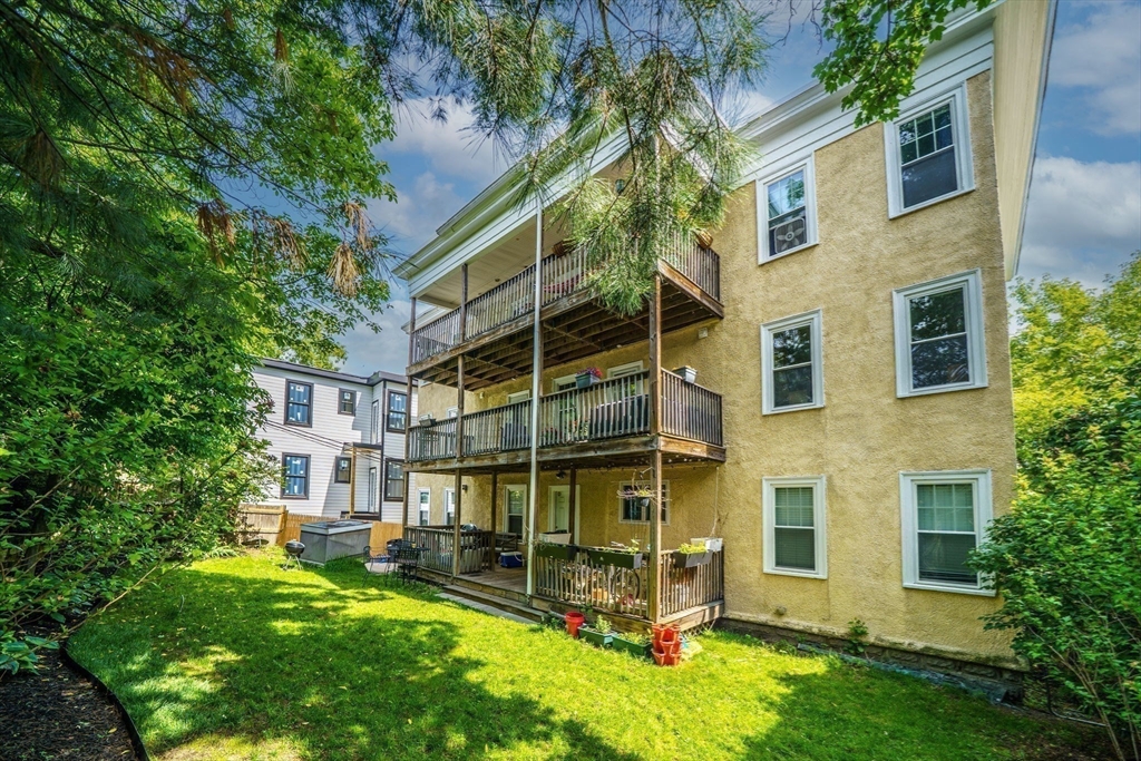 33 Main St., #2