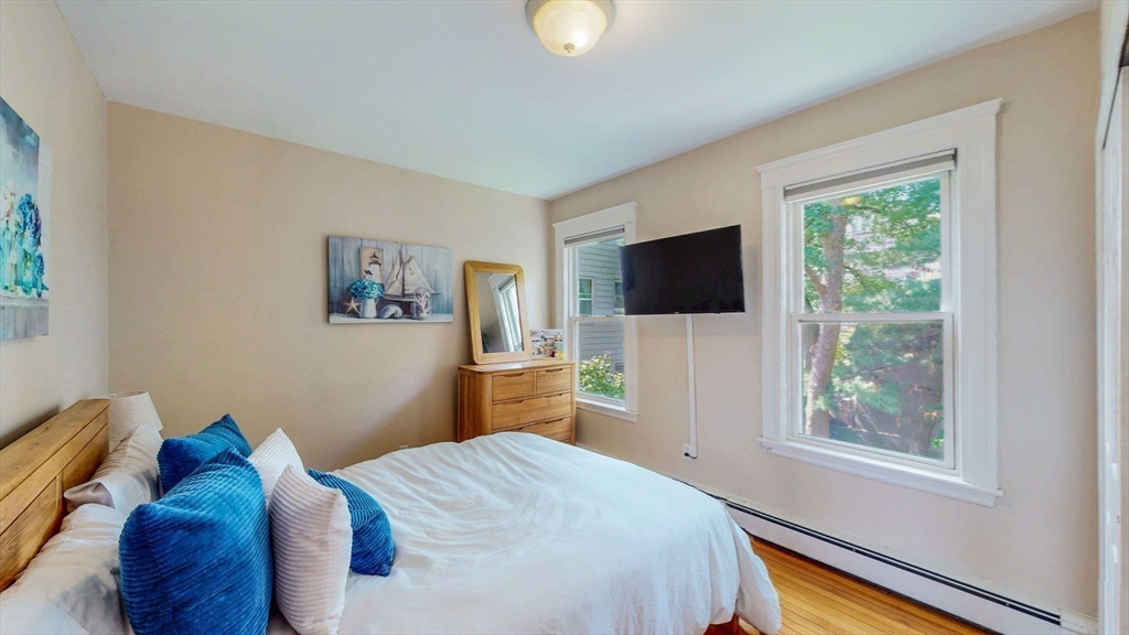 33 Main St., #2