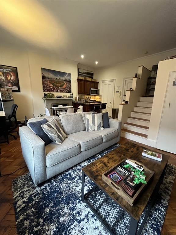 247 Beacon #6