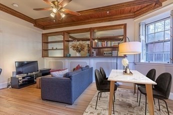 250 Commonwealth Ave #22