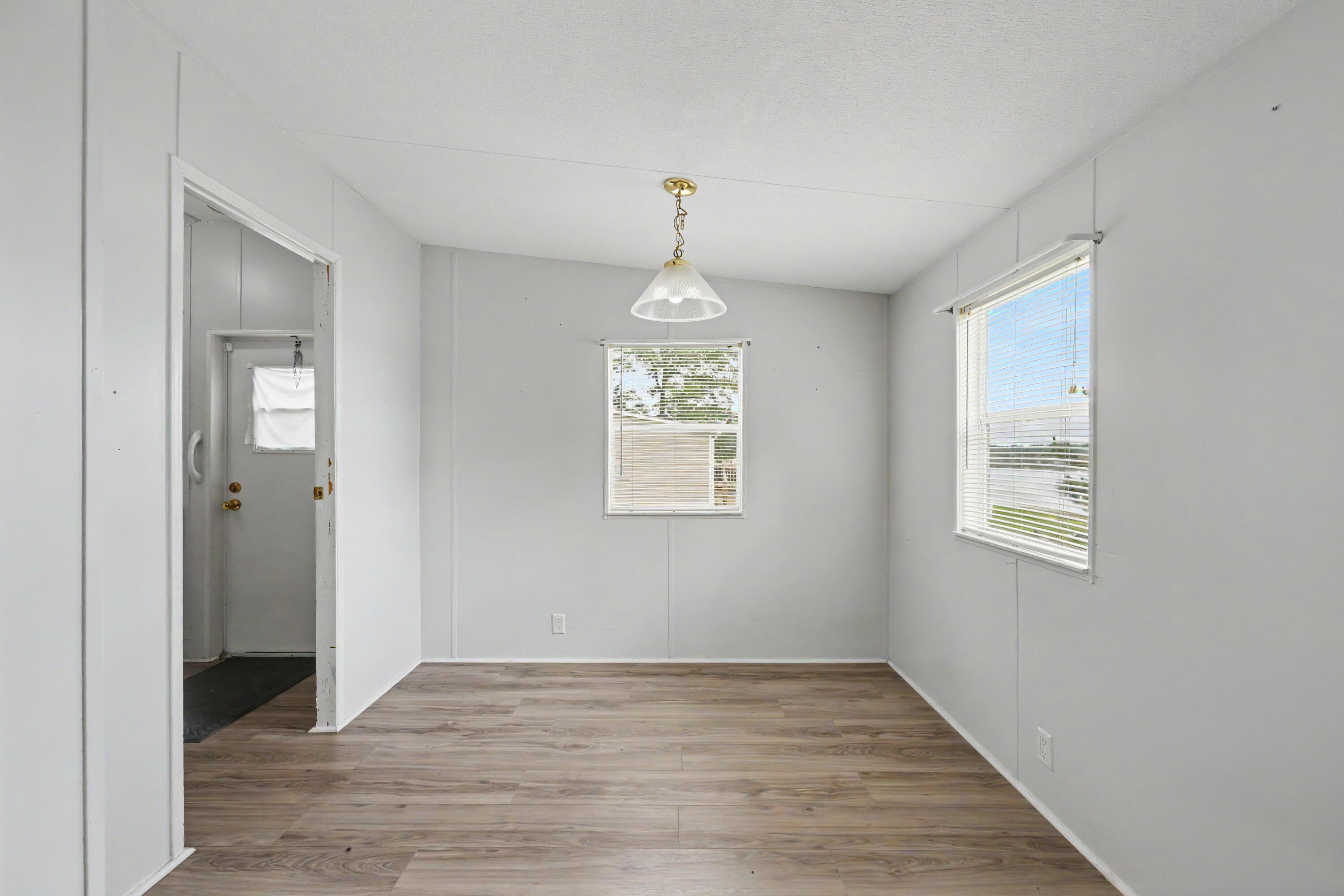 1064 Kings Lake Boulevard, DeFuniak Springs