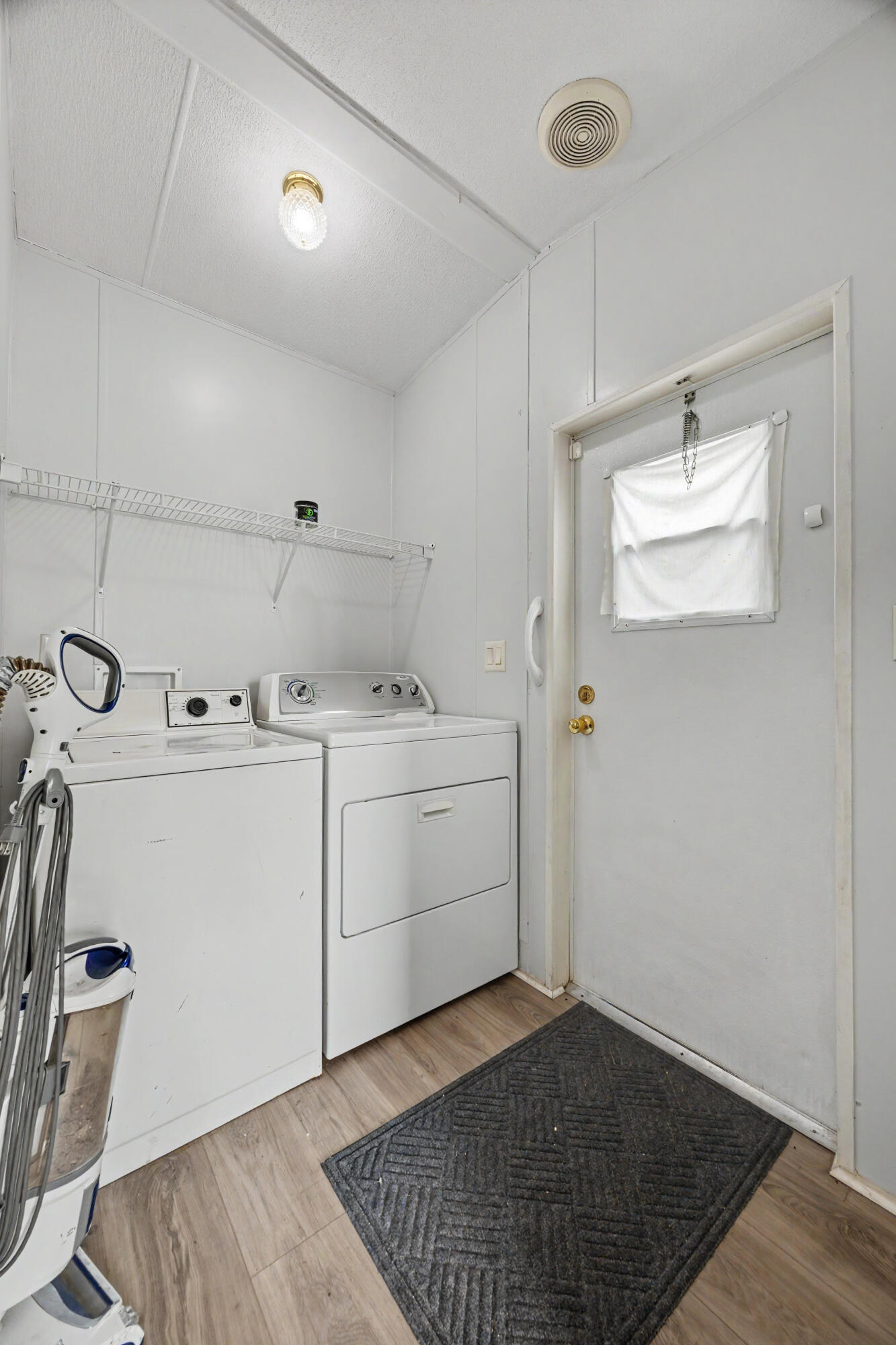 1064 Kings Lake Boulevard, DeFuniak Springs