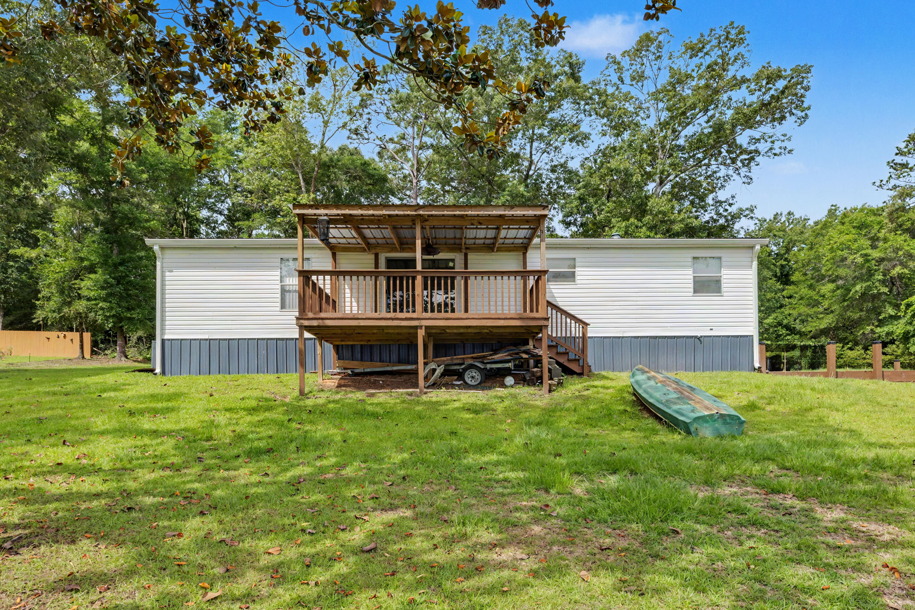1064 Kings Lake Boulevard, DeFuniak Springs