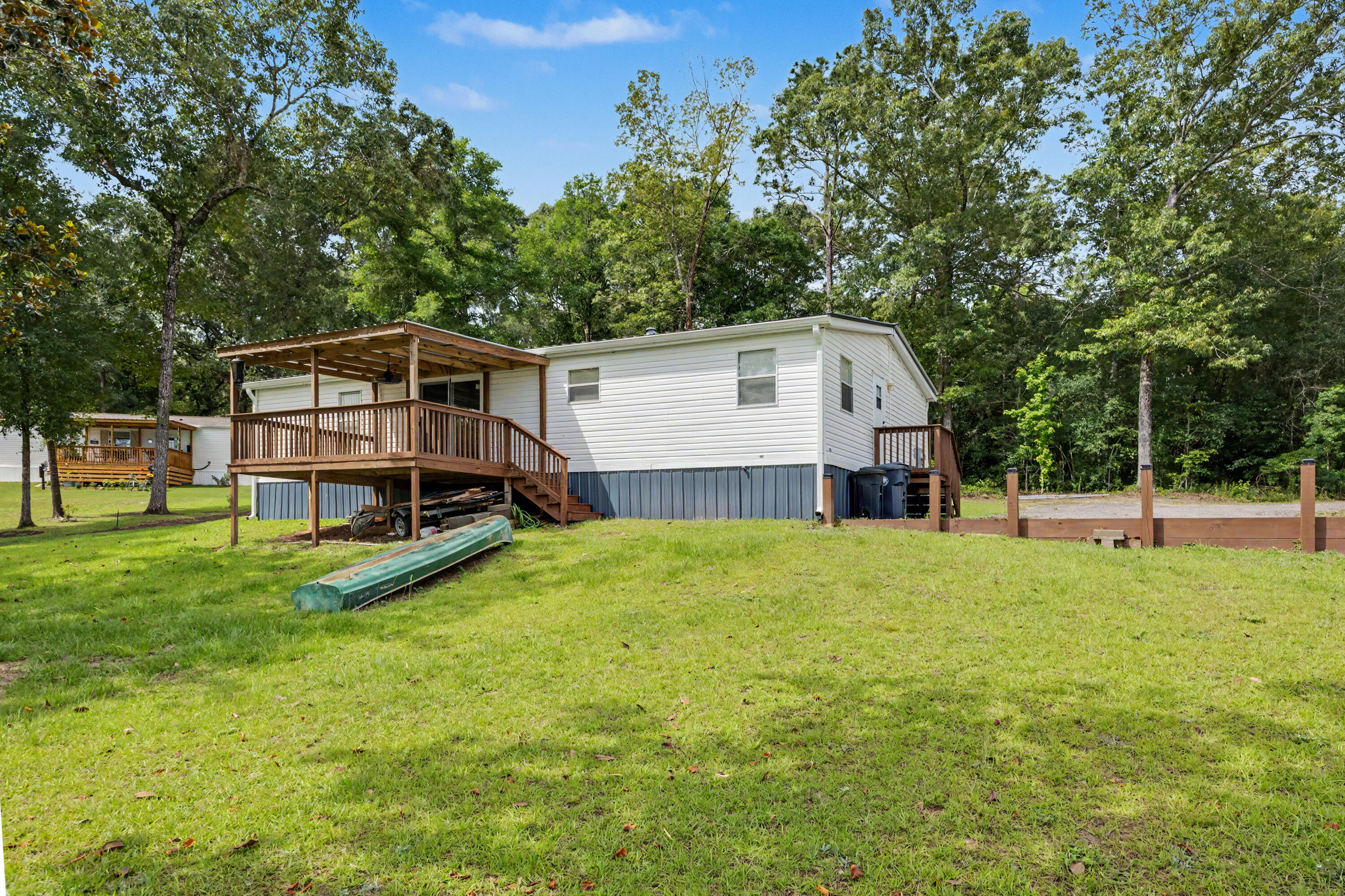 1064 Kings Lake Boulevard, DeFuniak Springs