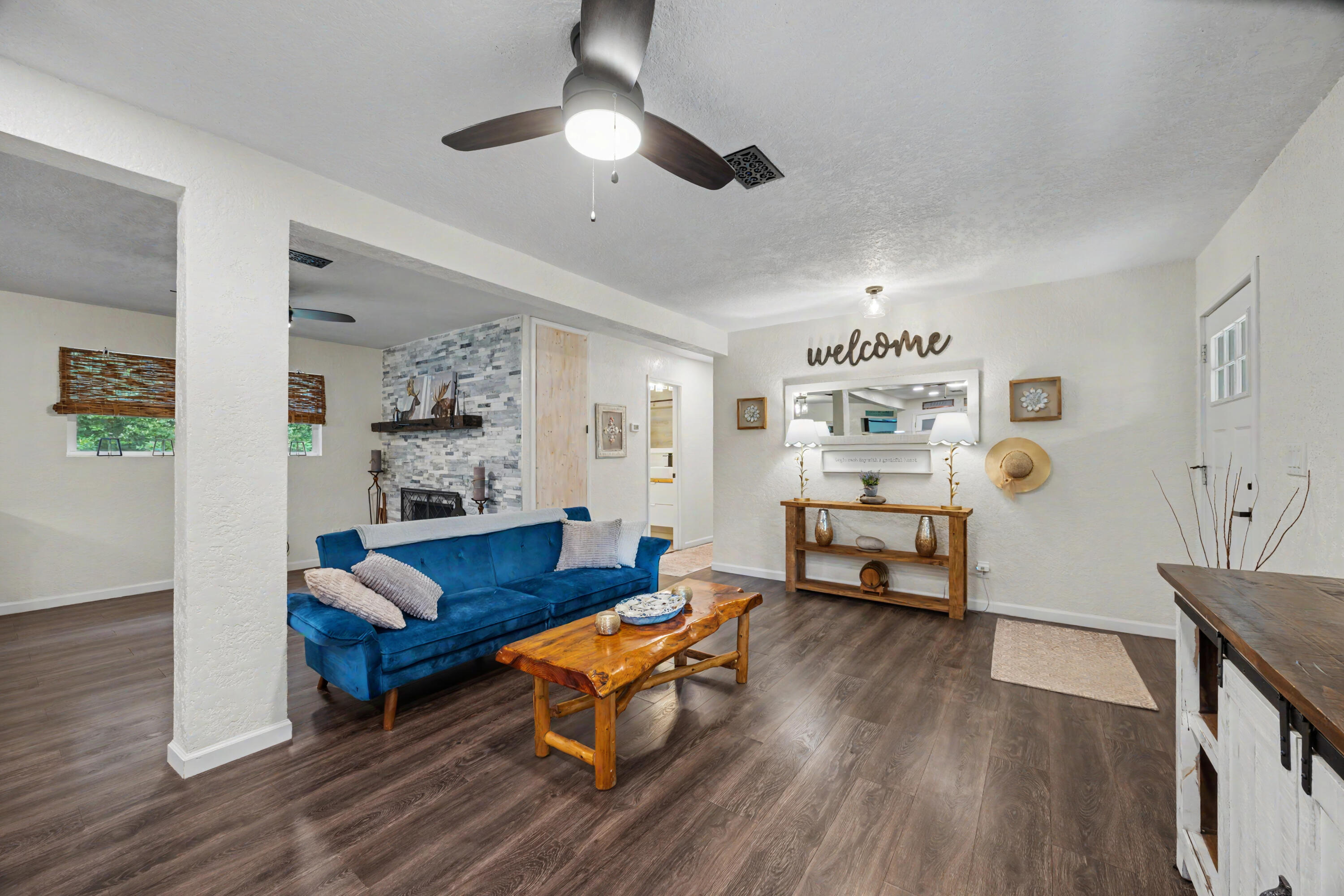 156 S Lindberg Street