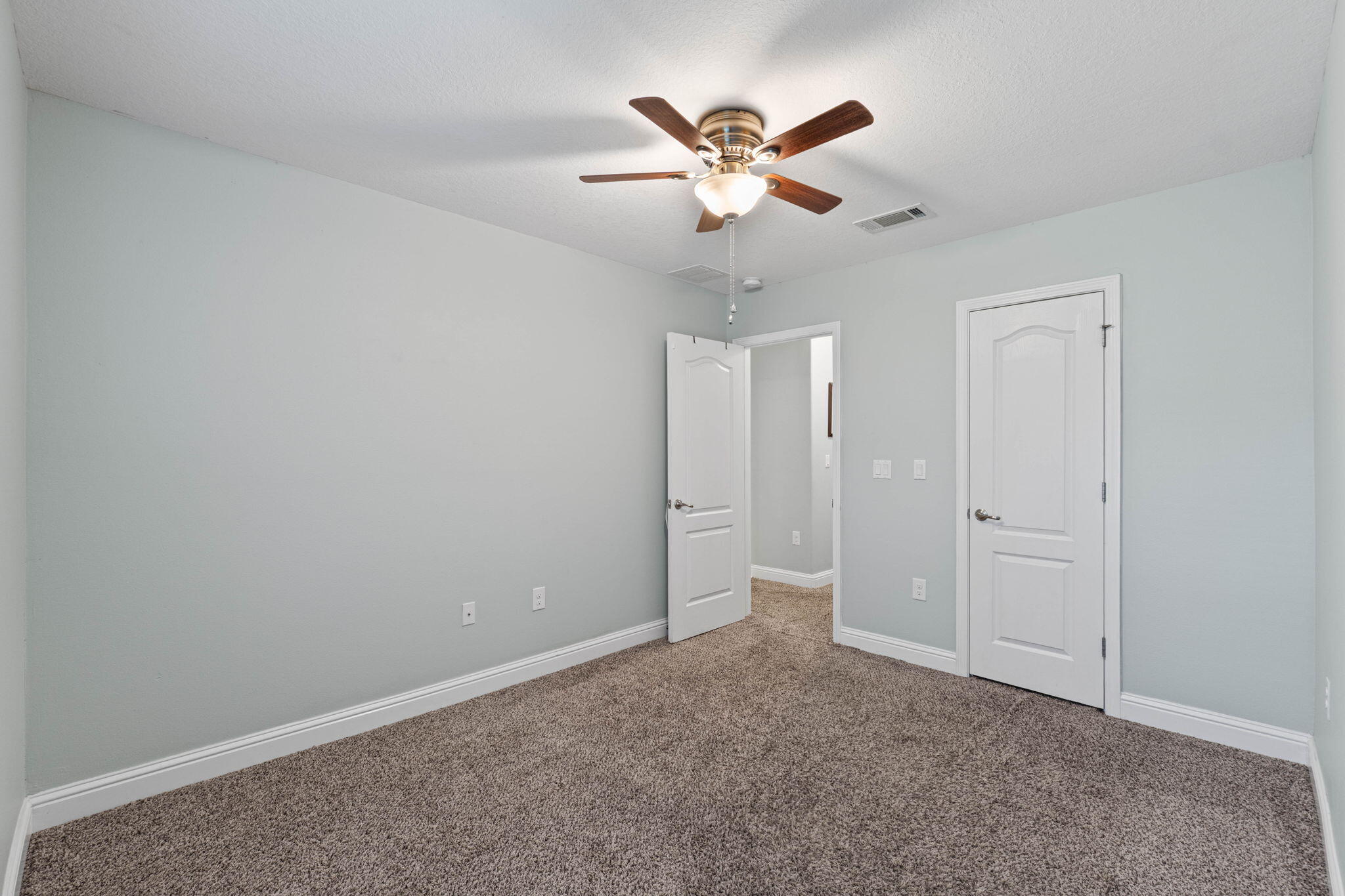 3019 Crown Creek Circle