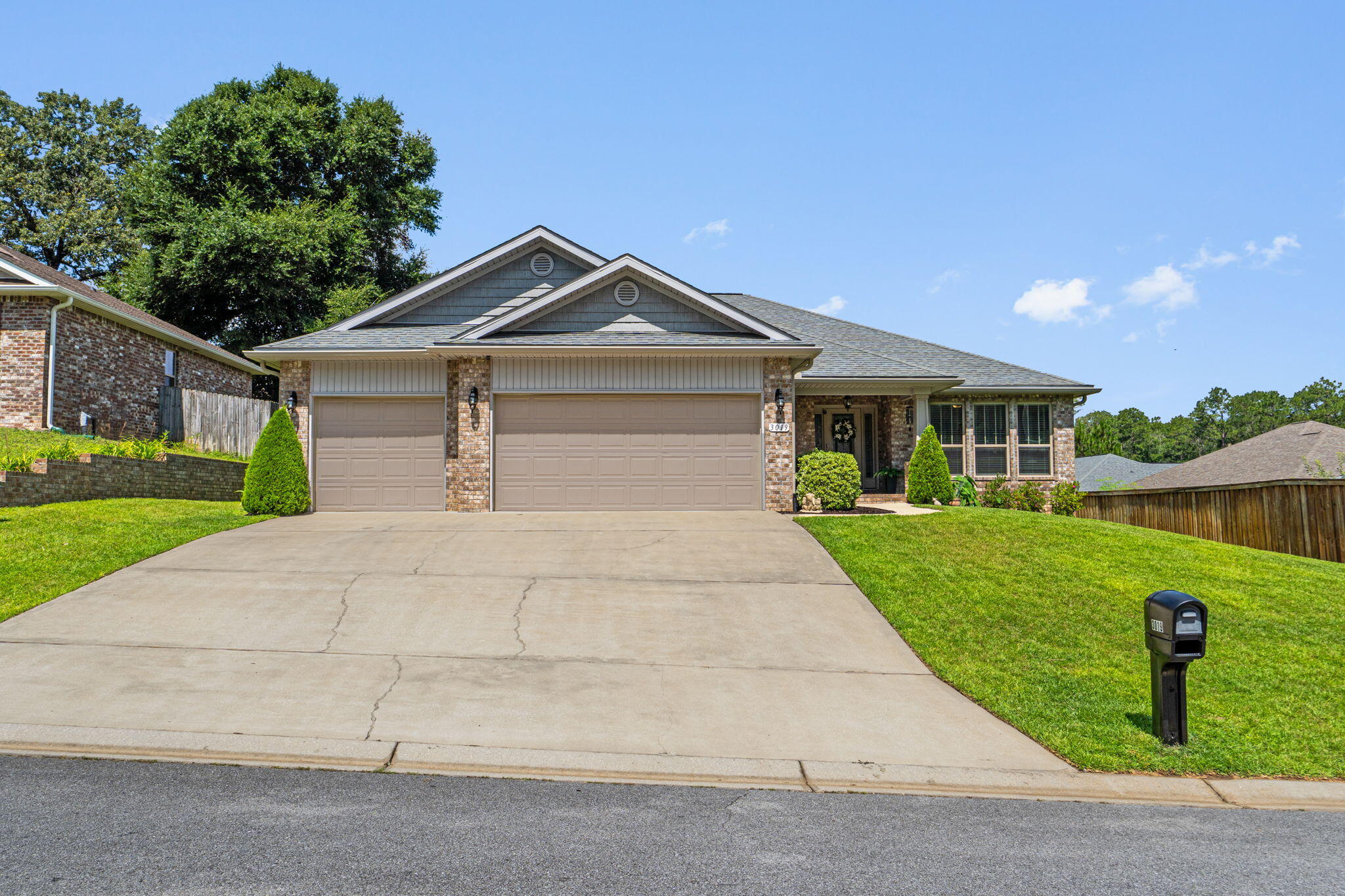 3019 Crown Creek Circle