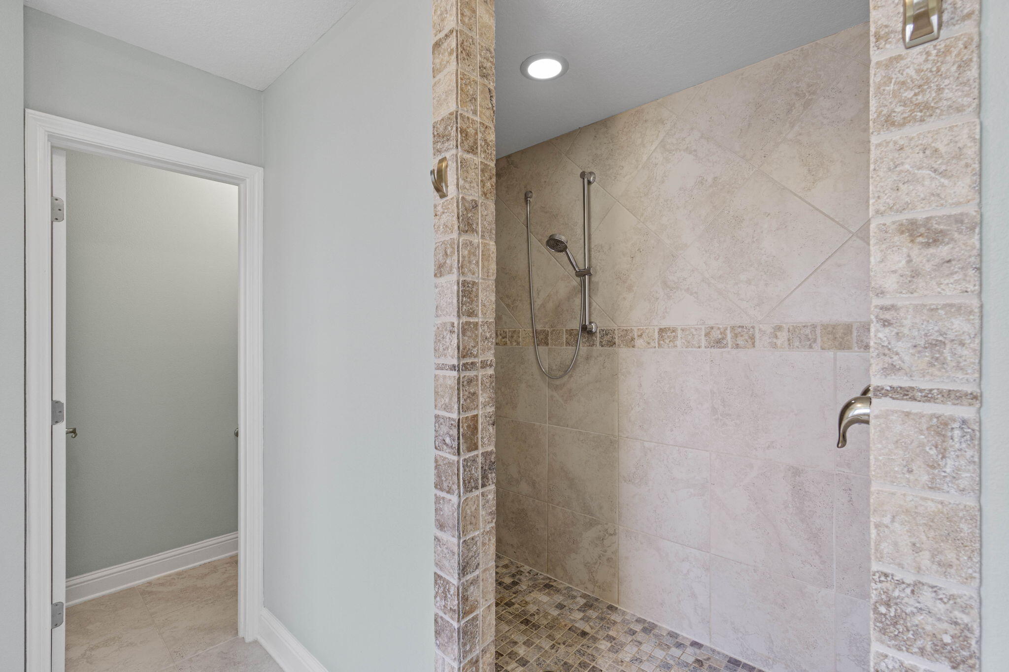 3019 Crown Creek Circle