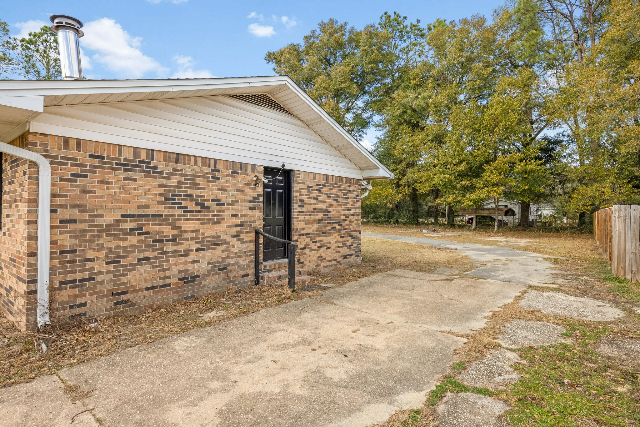 469 Stillwell Boulevard