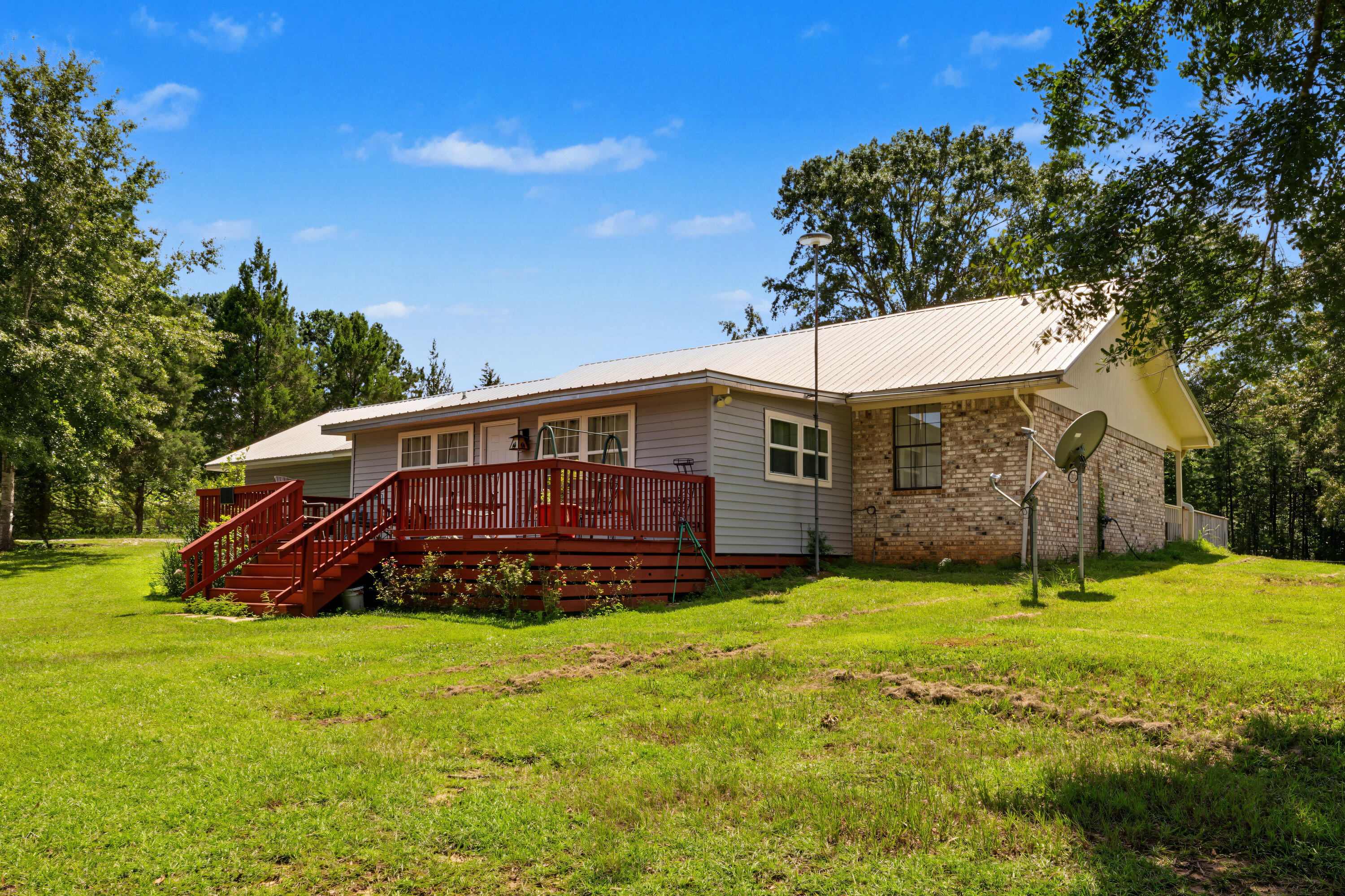 2617 S St Highway 81 South