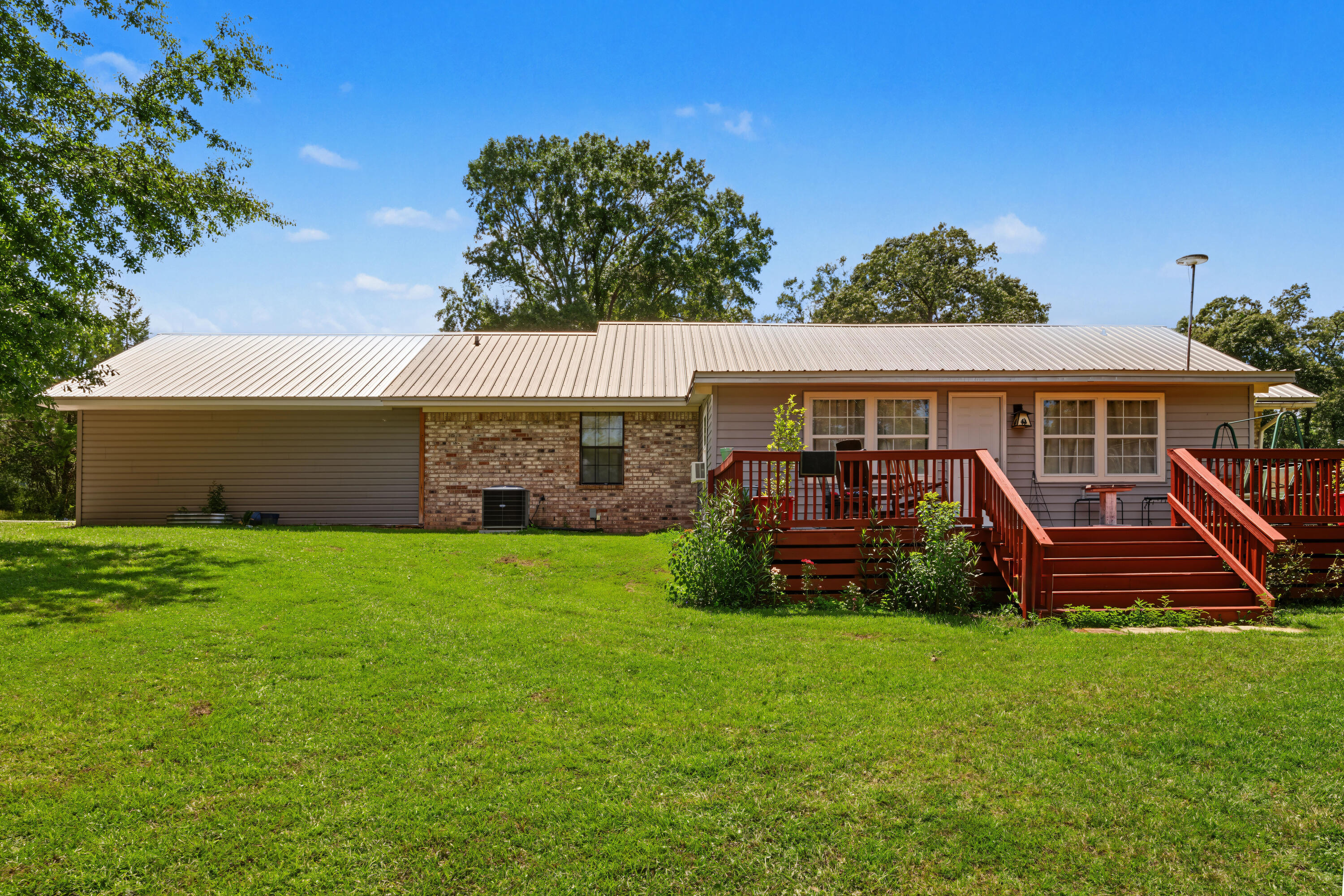 2617 S St Highway 81 South