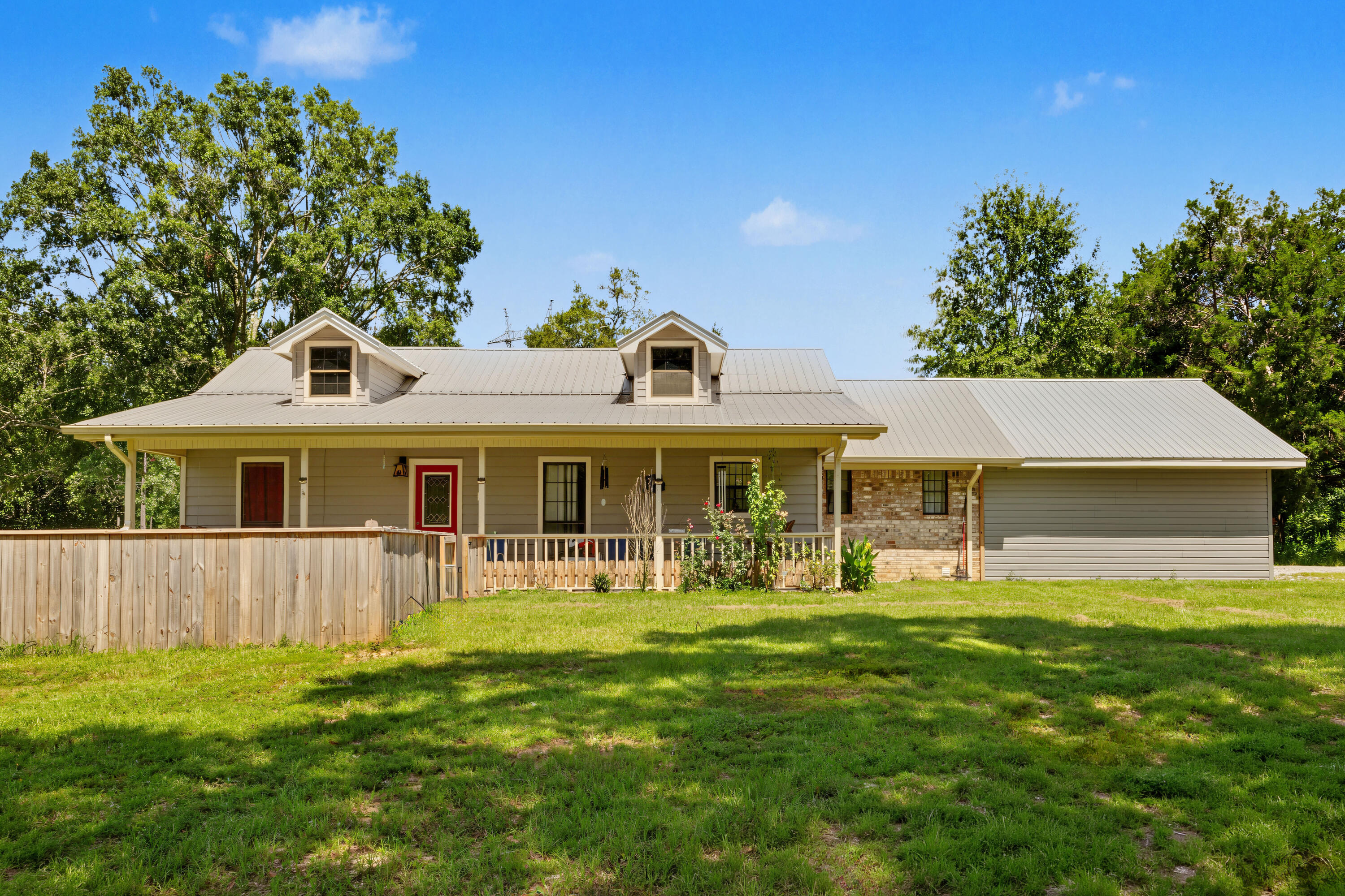 2617 S St Highway 81 South