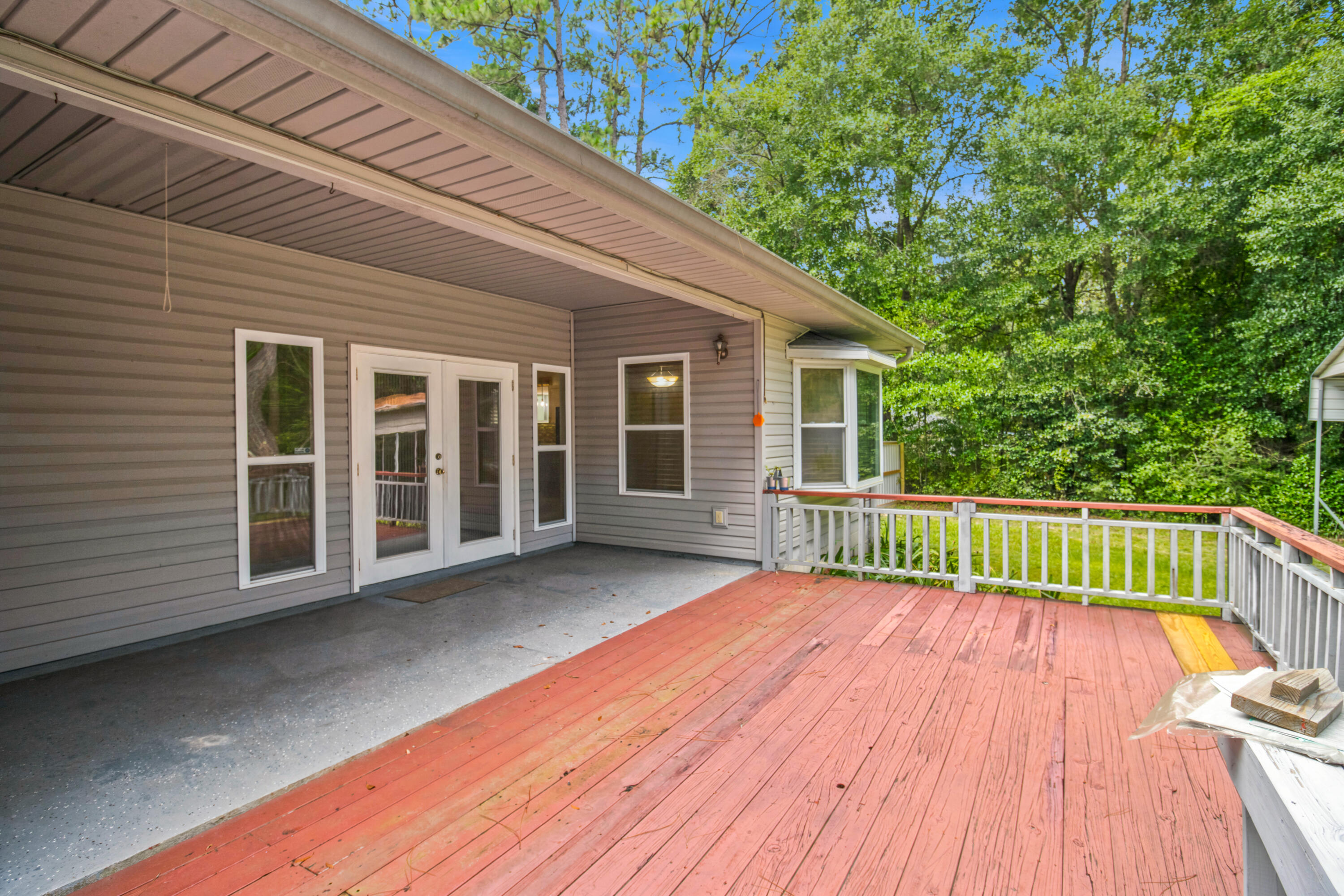 128 Pine Hill Drive, DeFuniak Springs