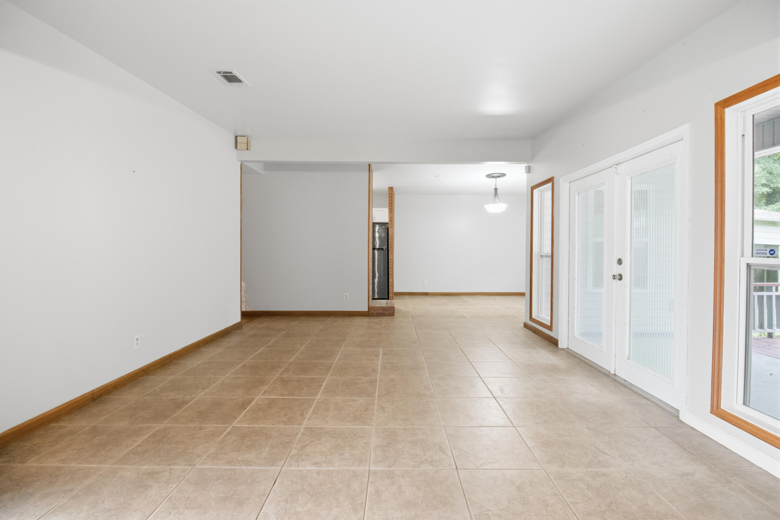 128 Pine Hill Drive, DeFuniak Springs