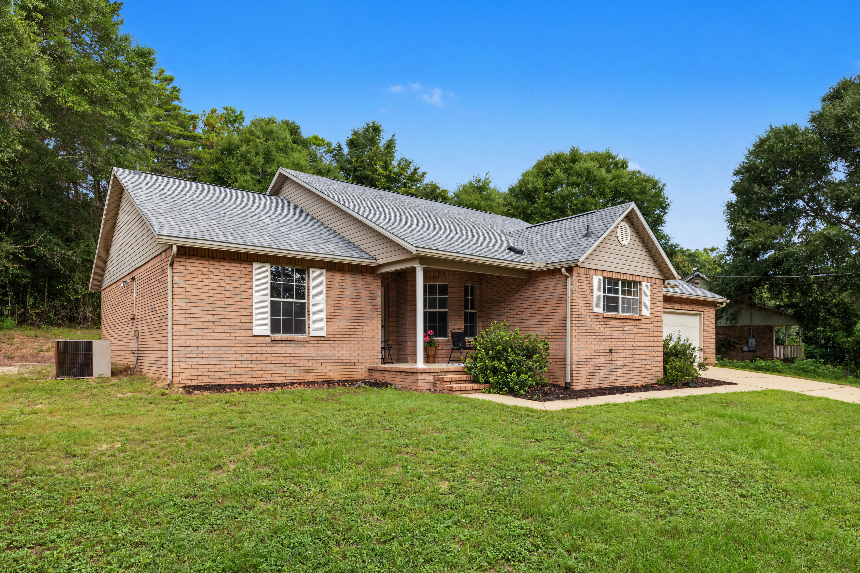 213 Hunter Drive