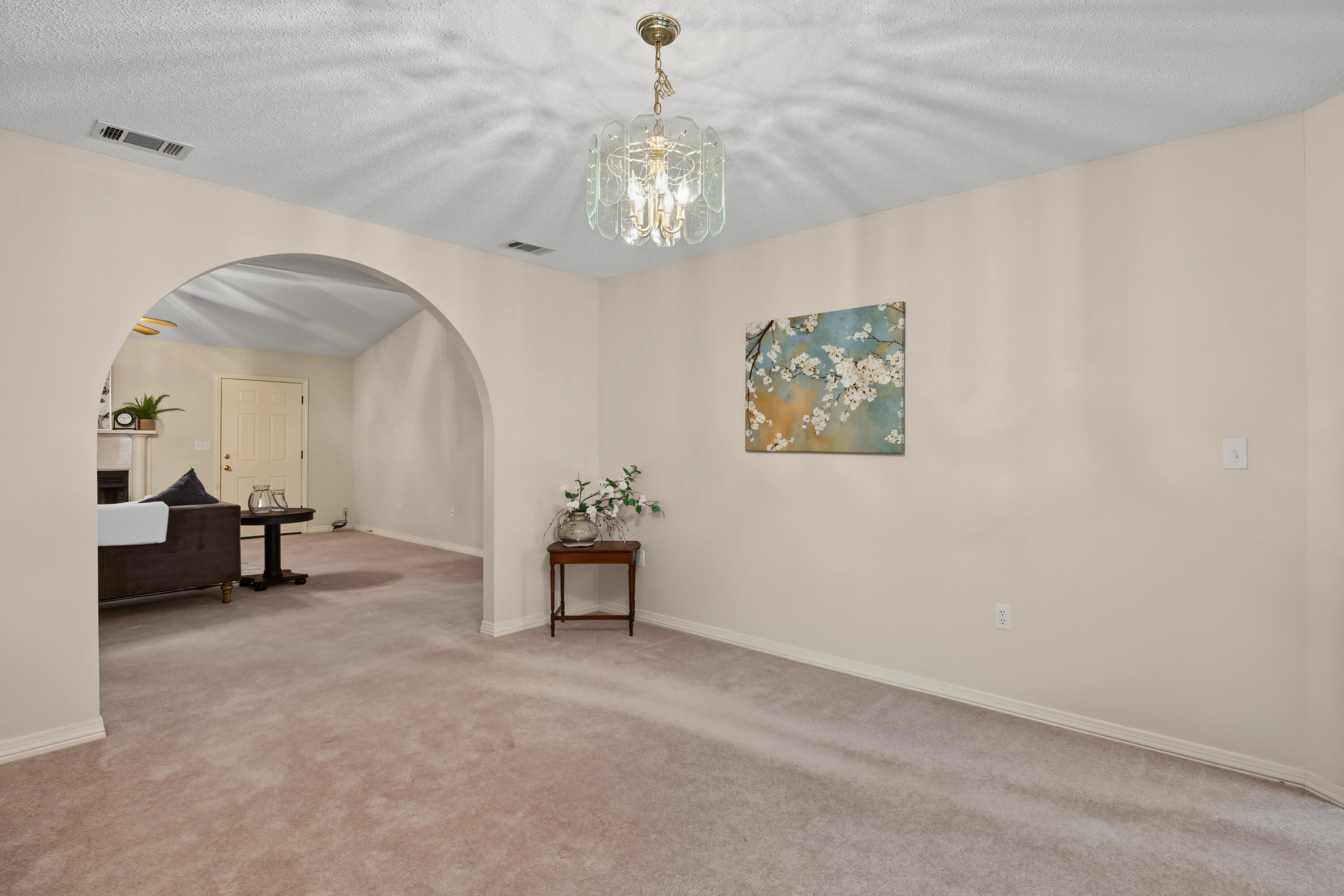 213 Hunter Drive