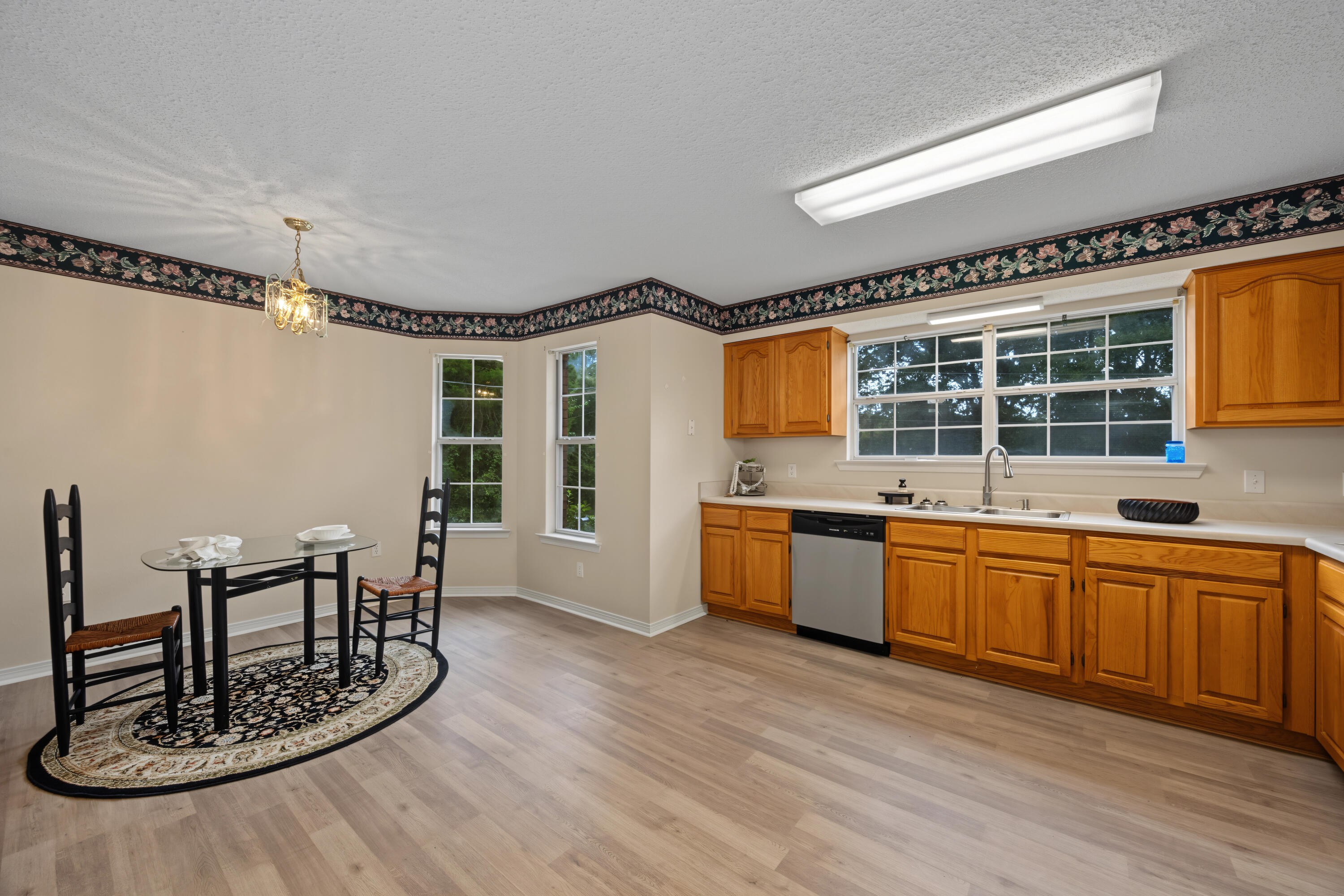213 Hunter Drive