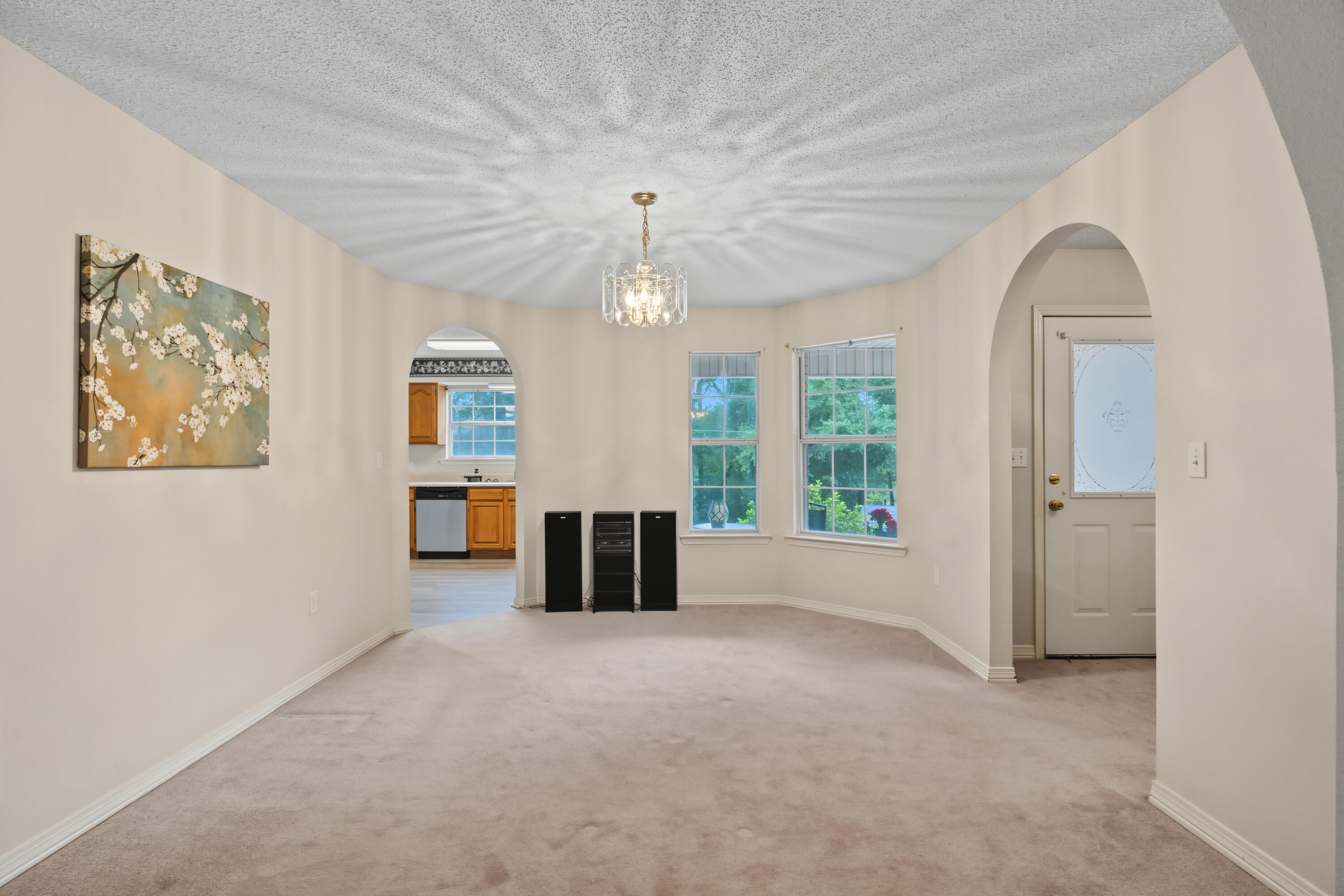 213 Hunter Drive