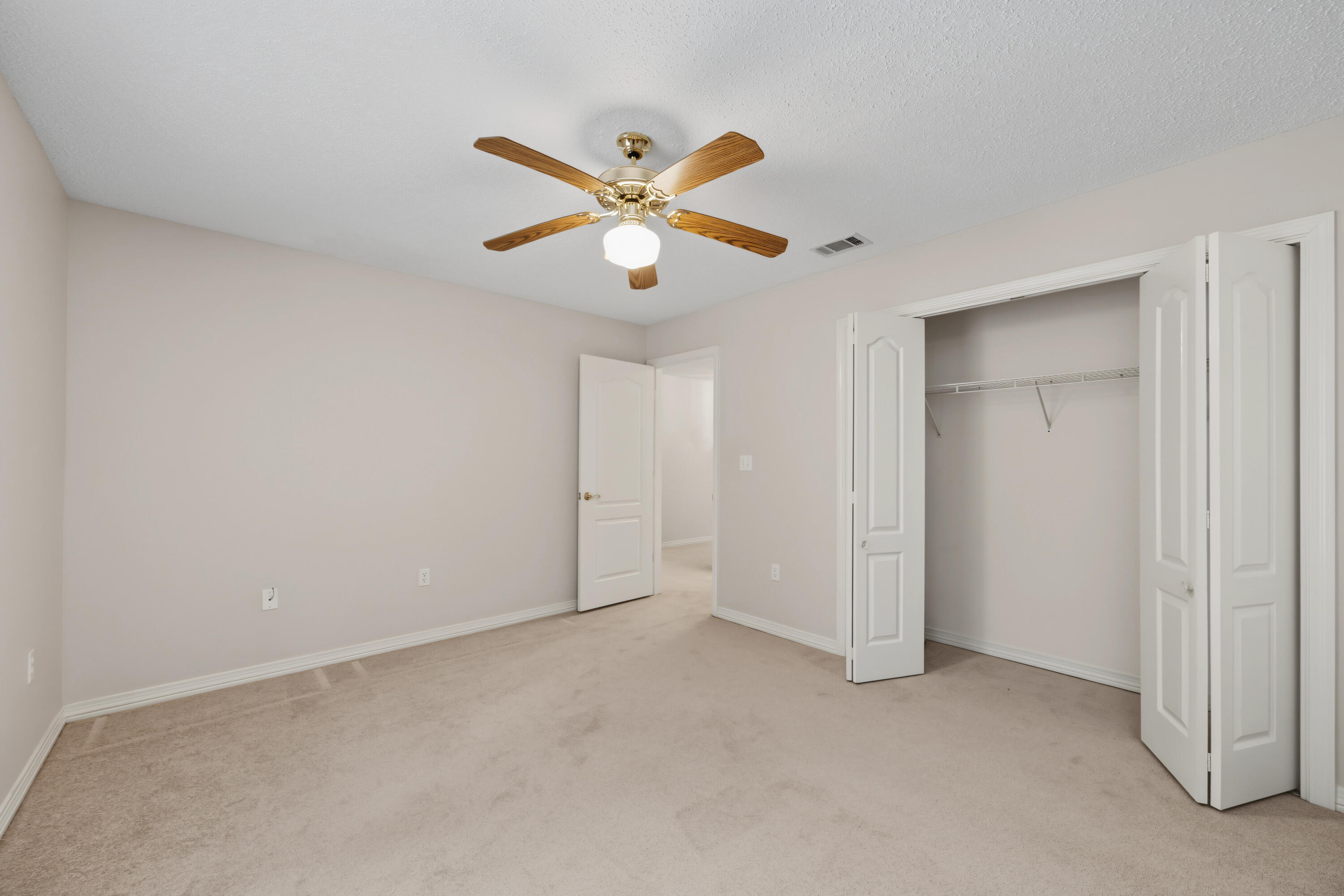 213 Hunter Drive