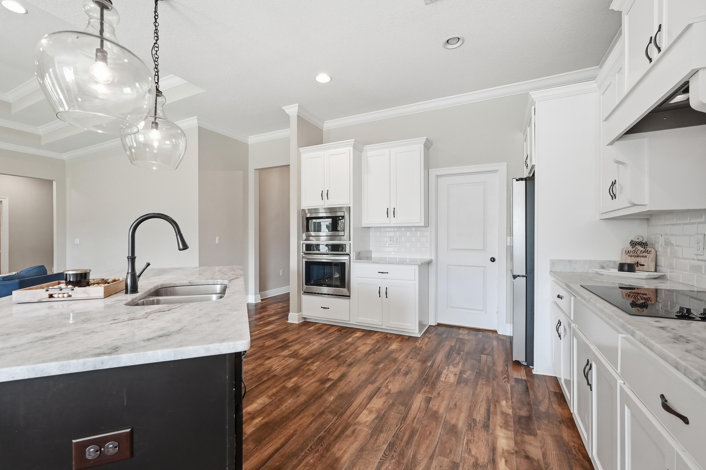 6034 W Dogwood Drive