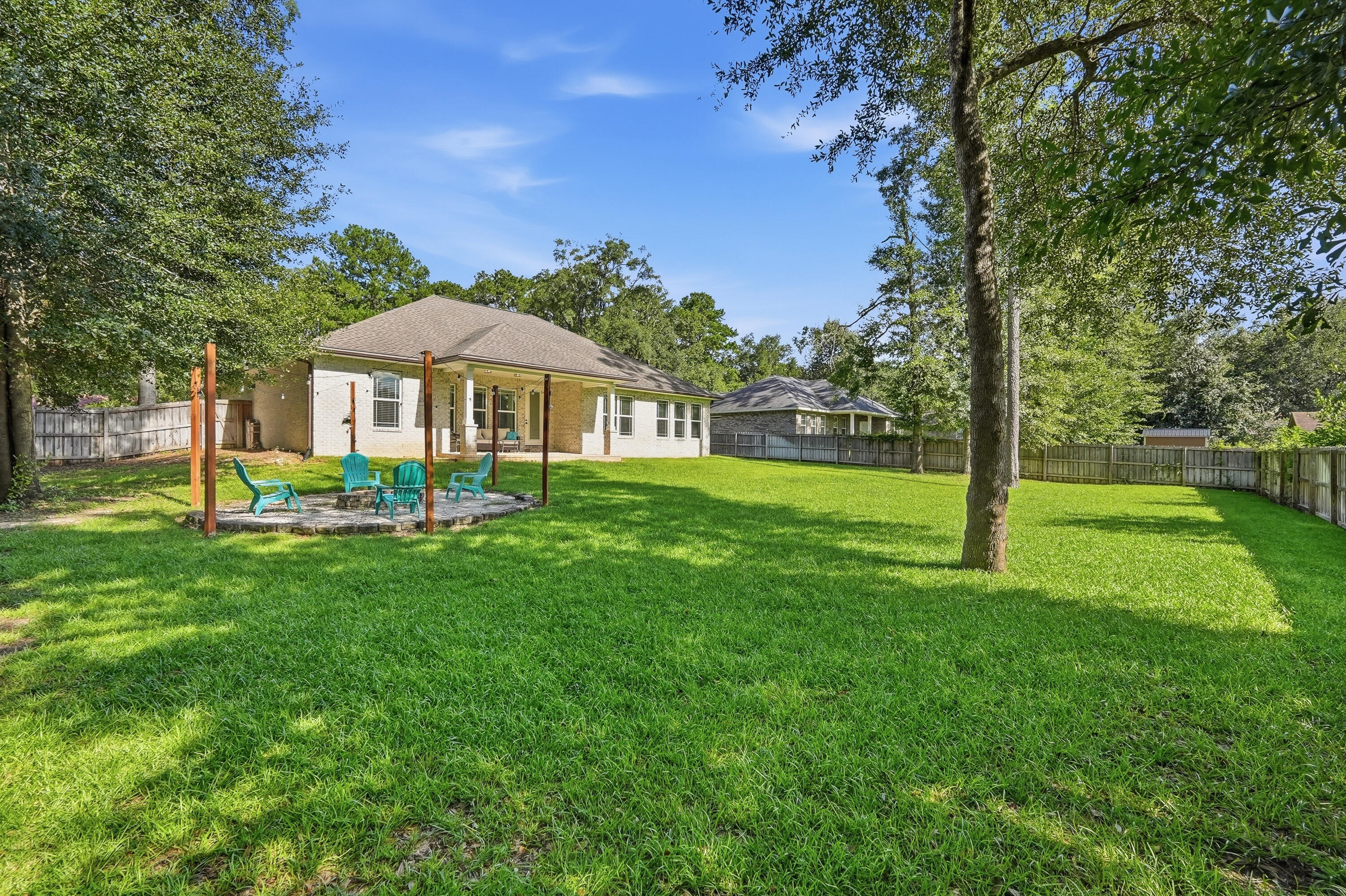 6034 W Dogwood Drive