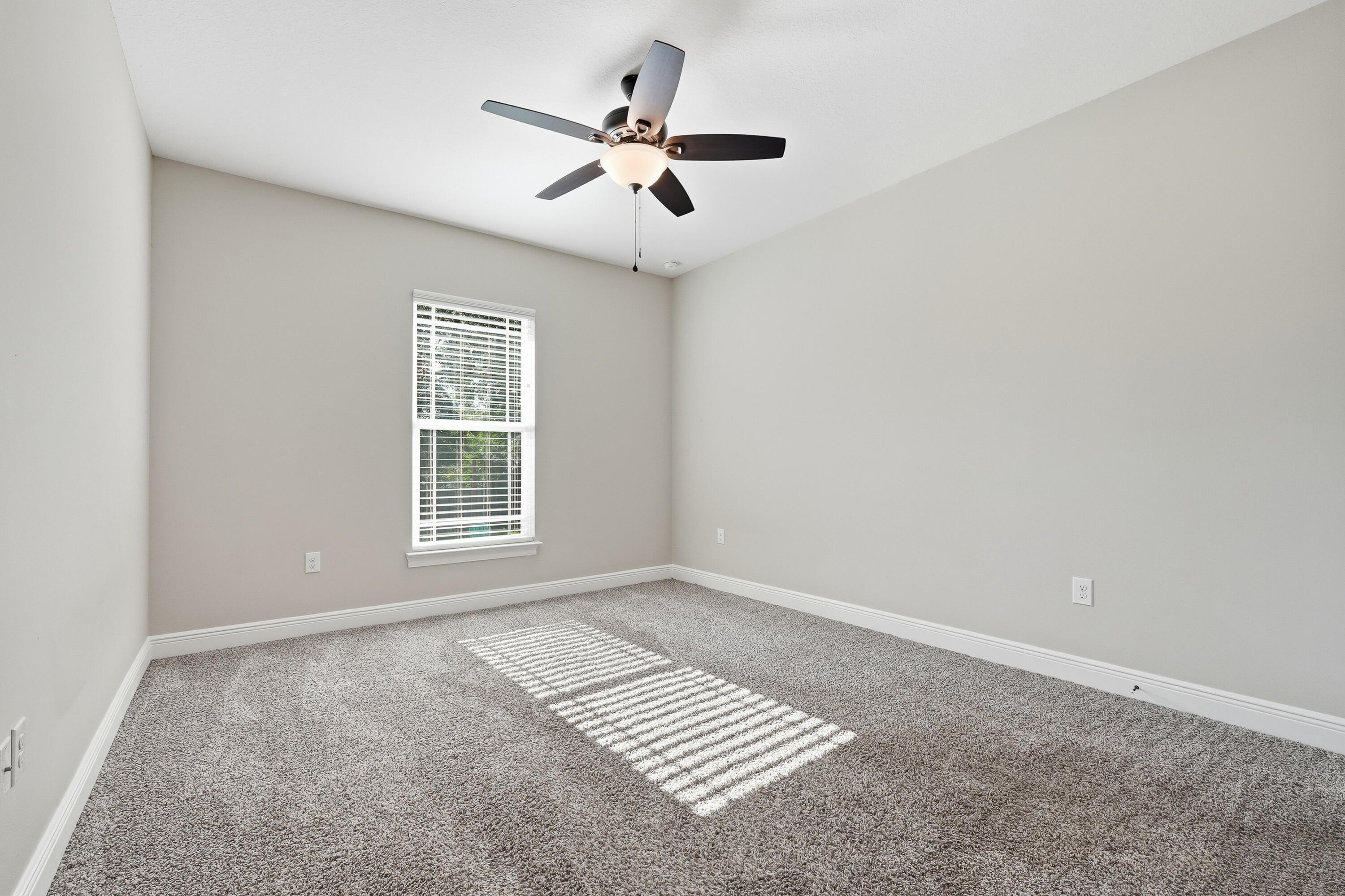 6034 W Dogwood Drive
