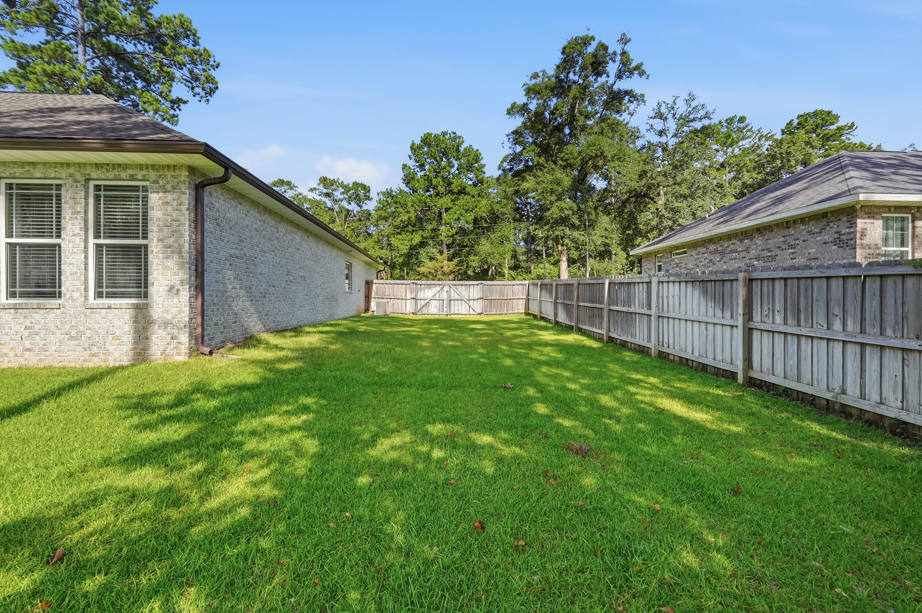 6034 W Dogwood Drive