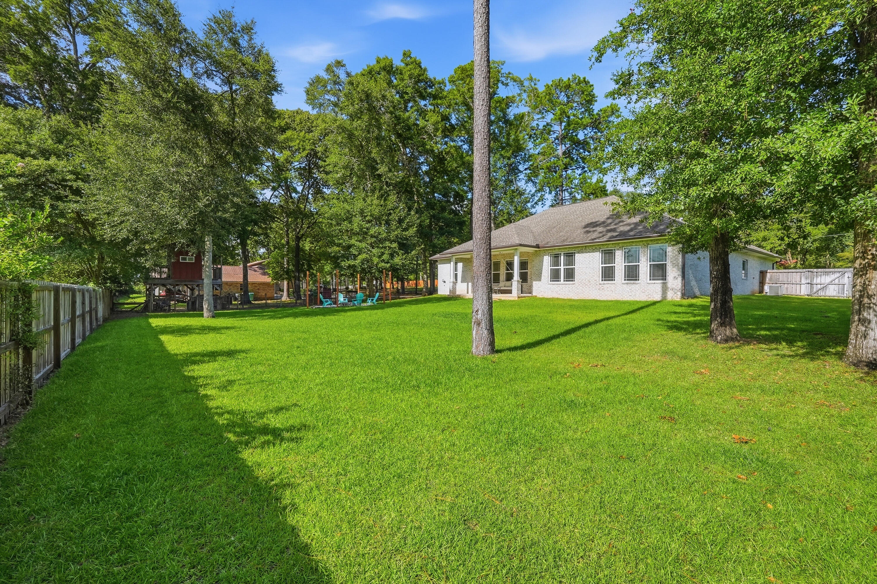 6034 W Dogwood Drive