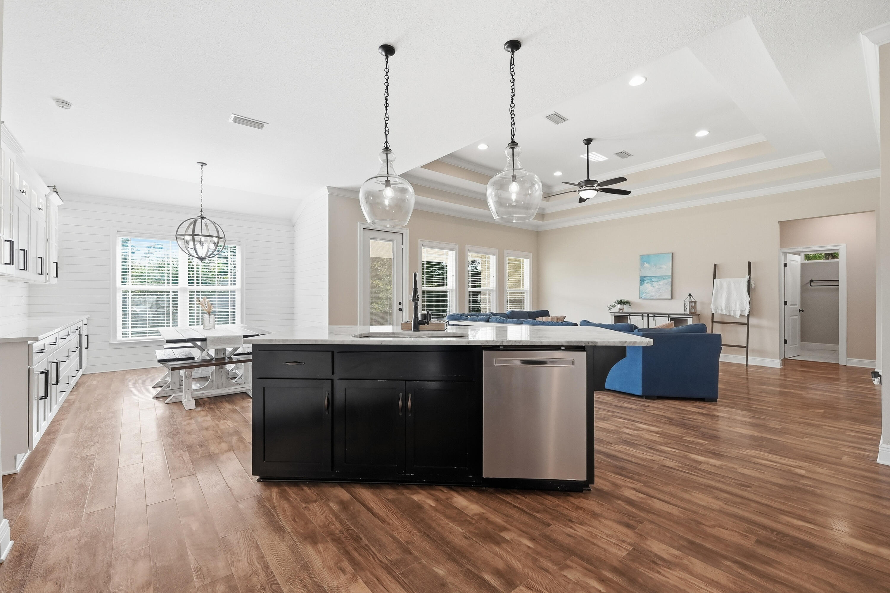 6034 W Dogwood Drive