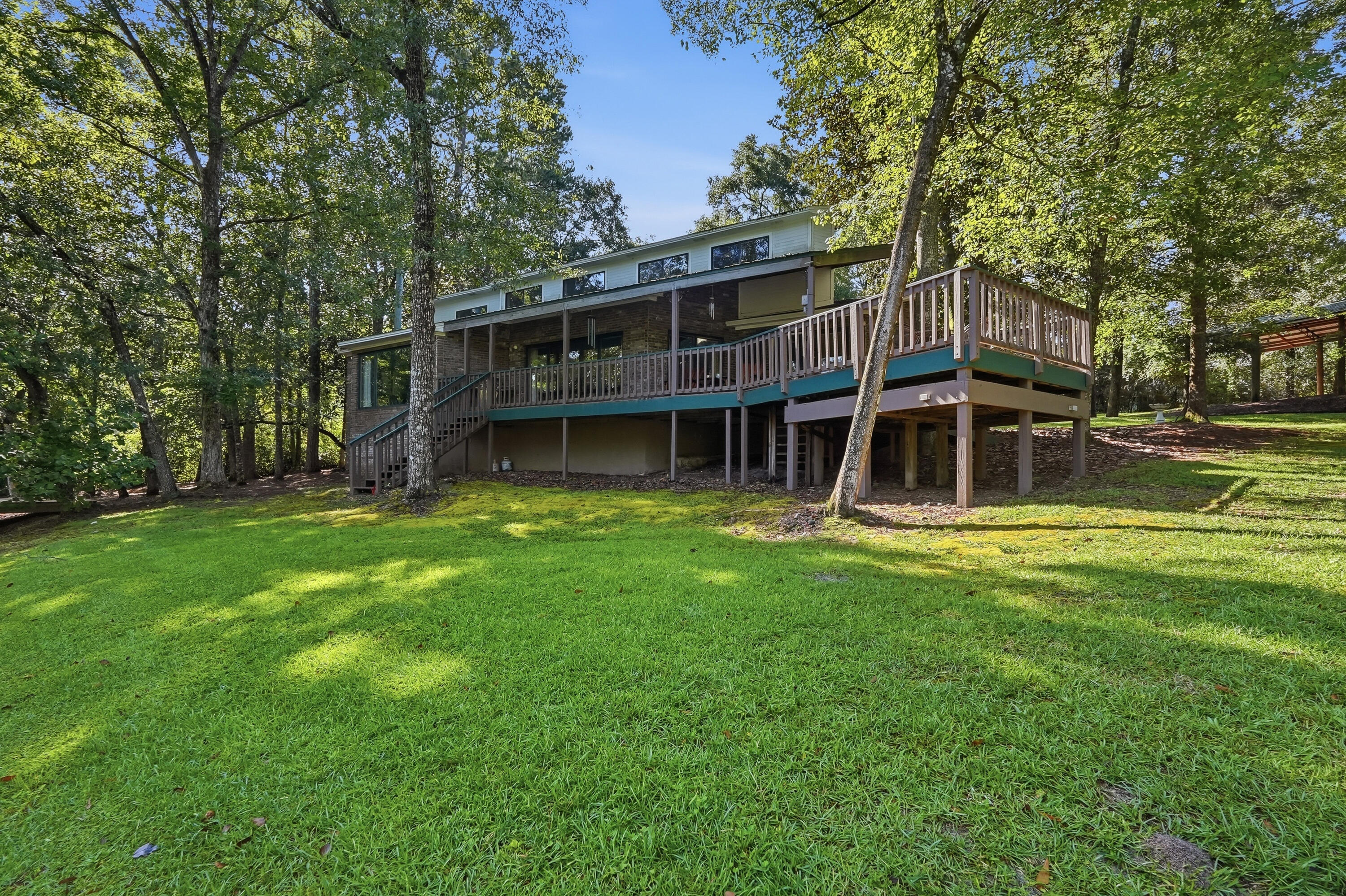 5845 White Oak Drive