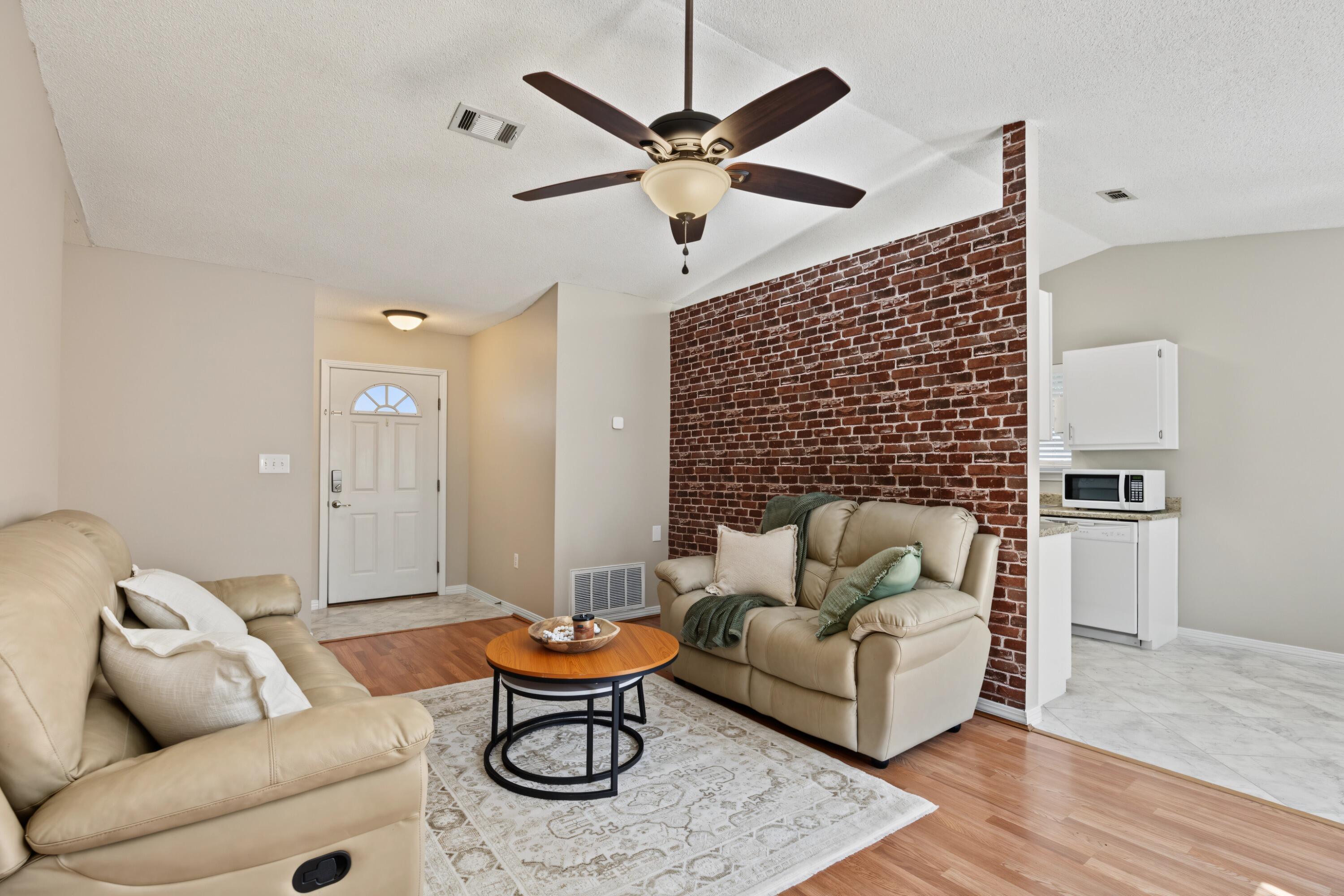 9 Flora Cove