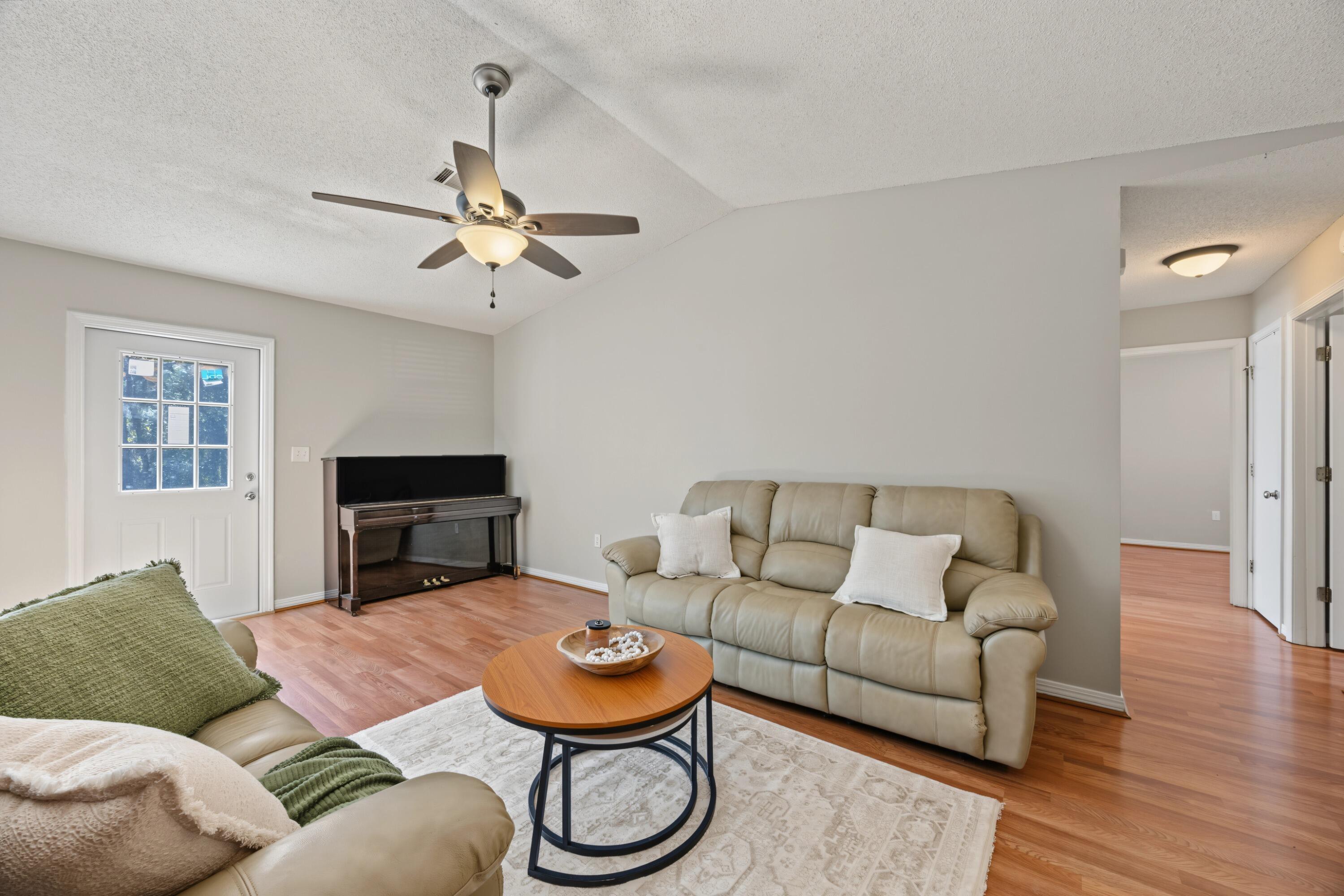 9 Flora Cove