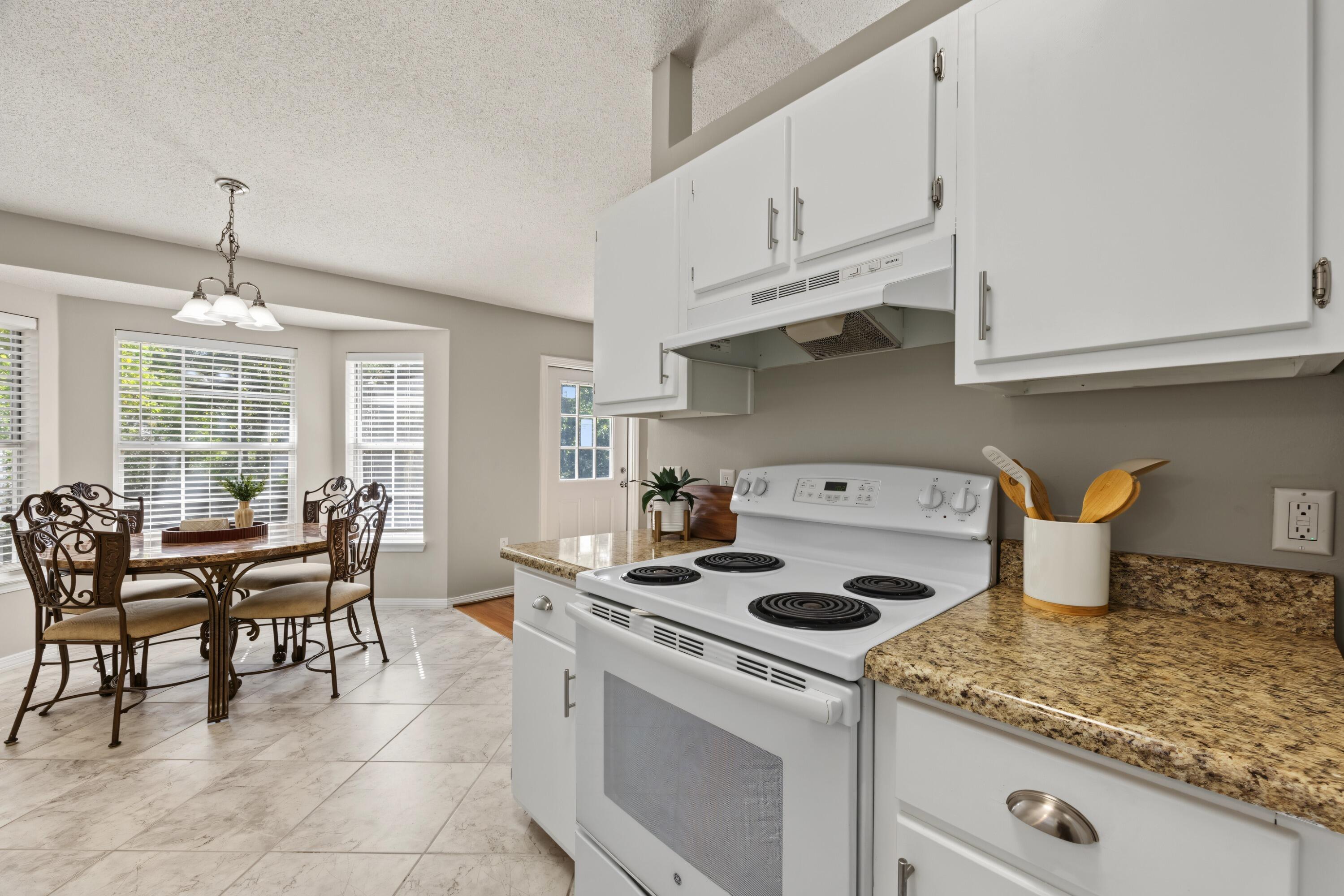 9 Flora Cove