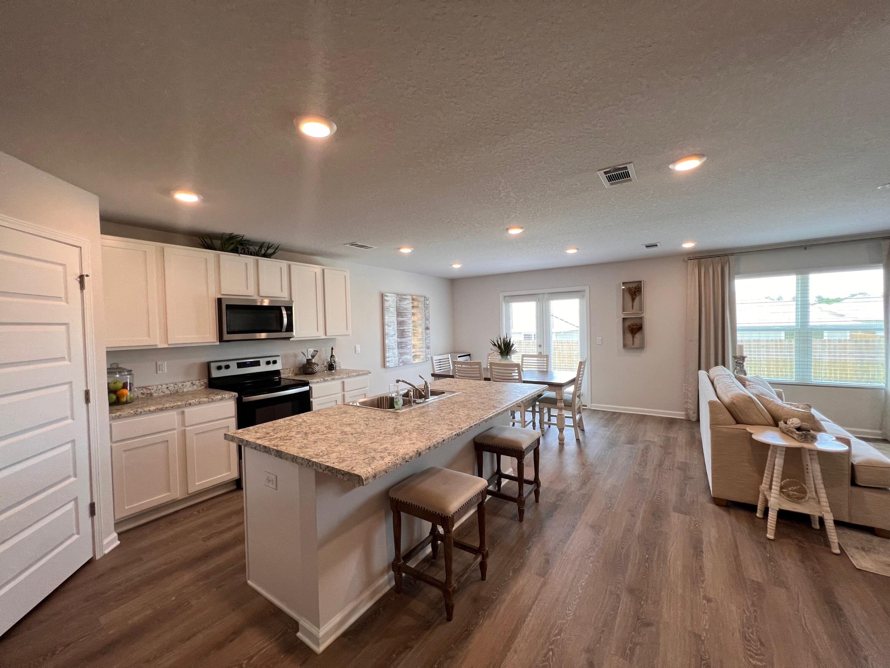 6754 Cambrian Ridge