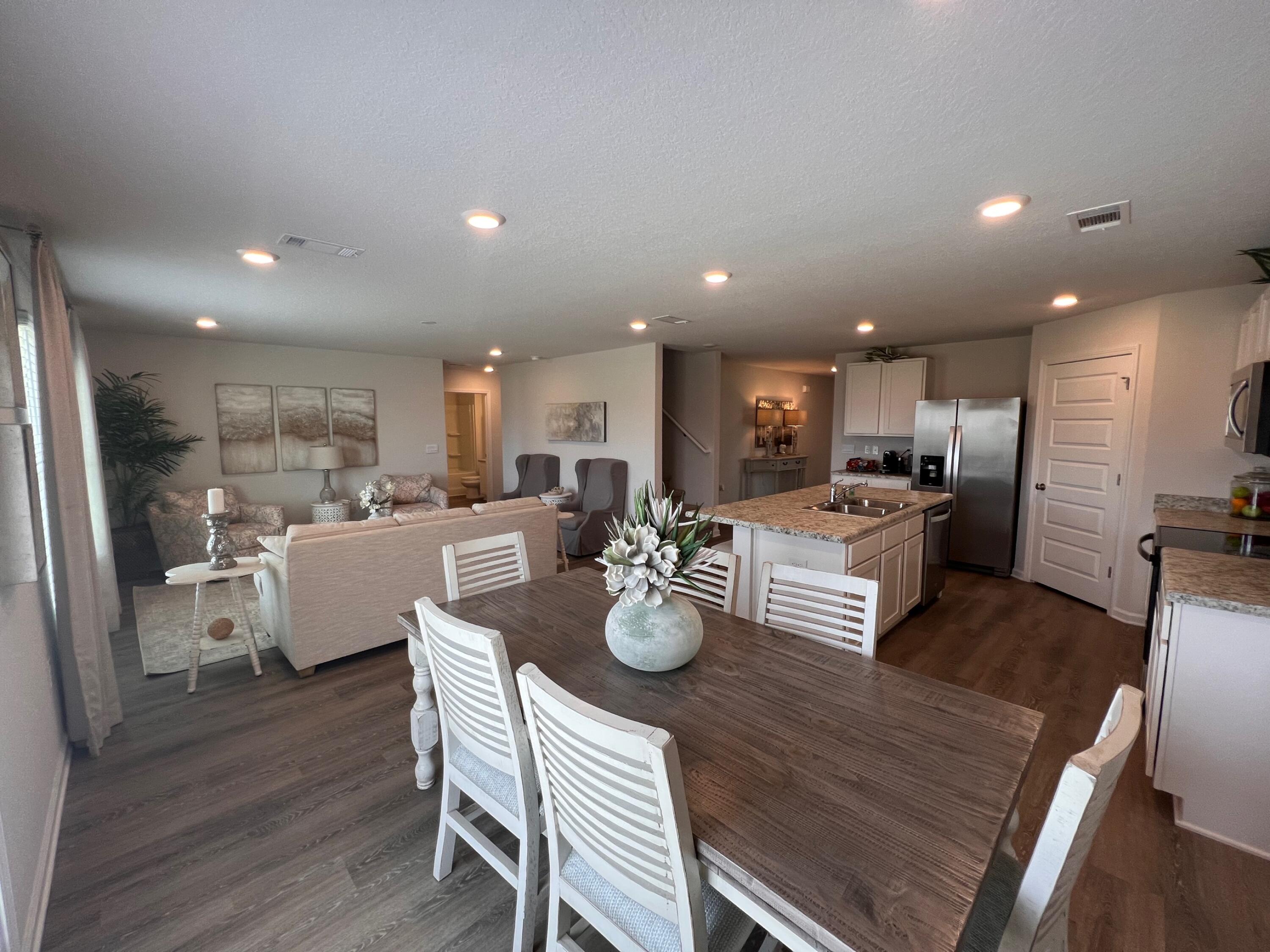 6754 Cambrian Ridge