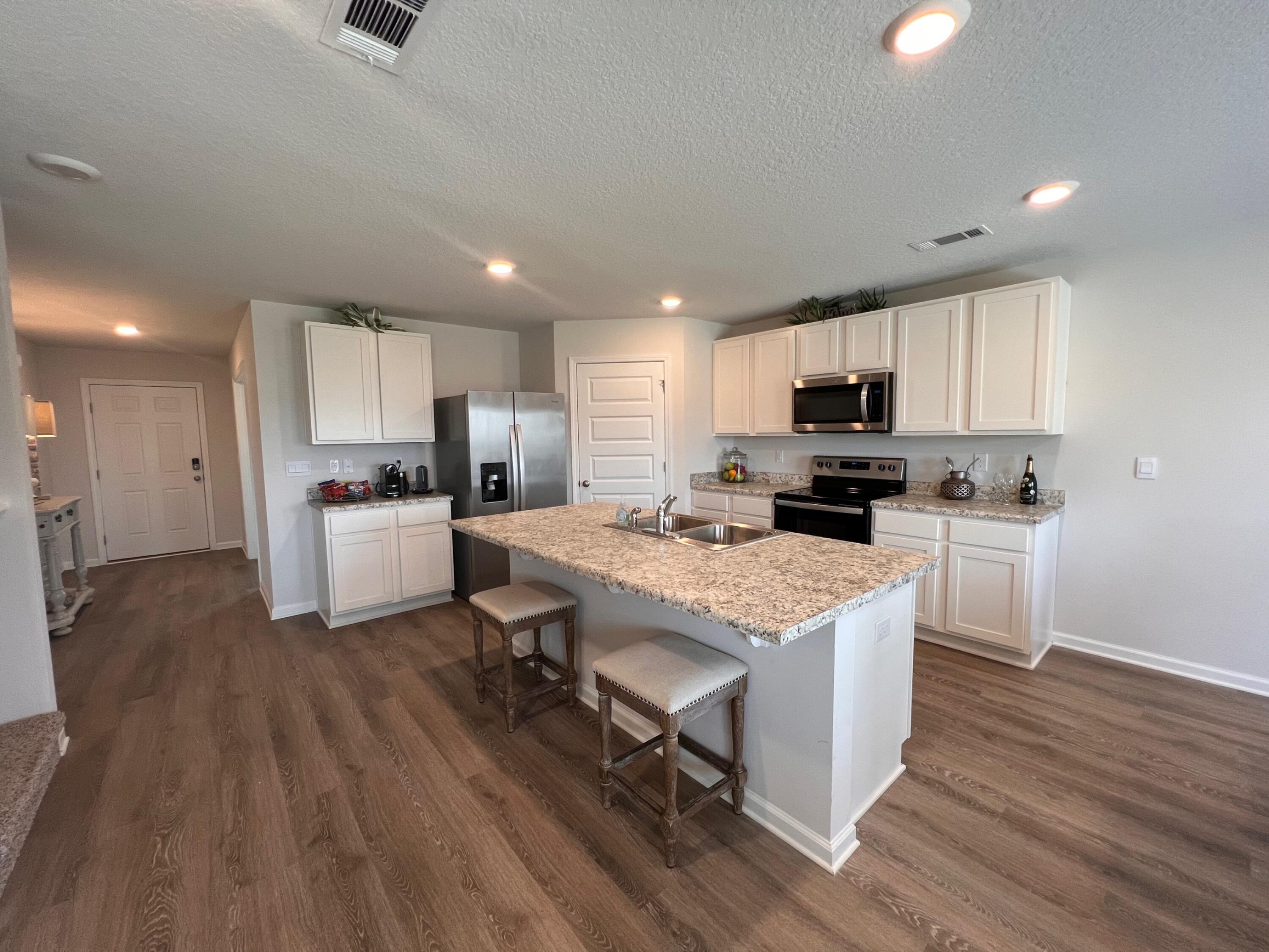 6754 Cambrian Ridge