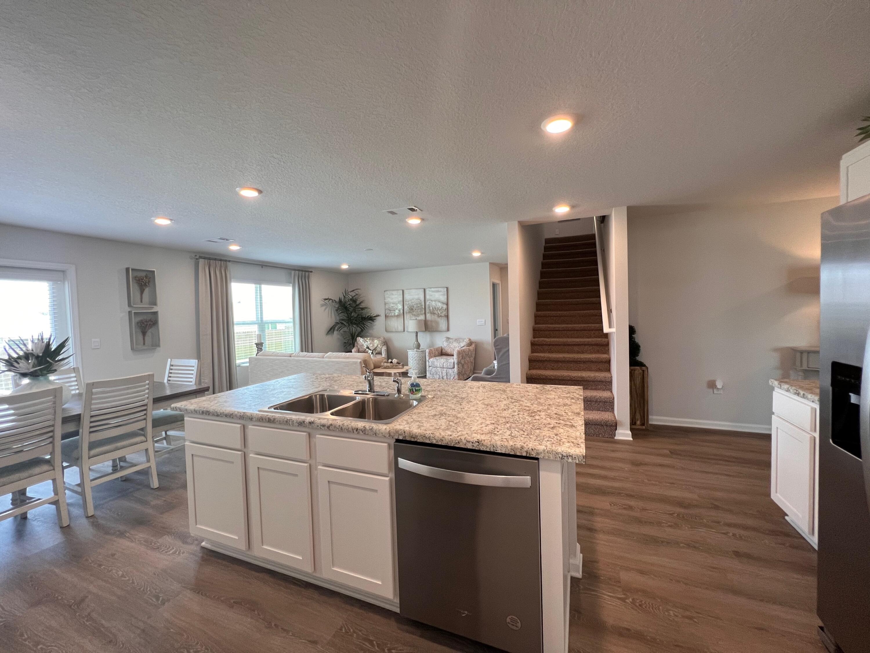 6754 Cambrian Ridge