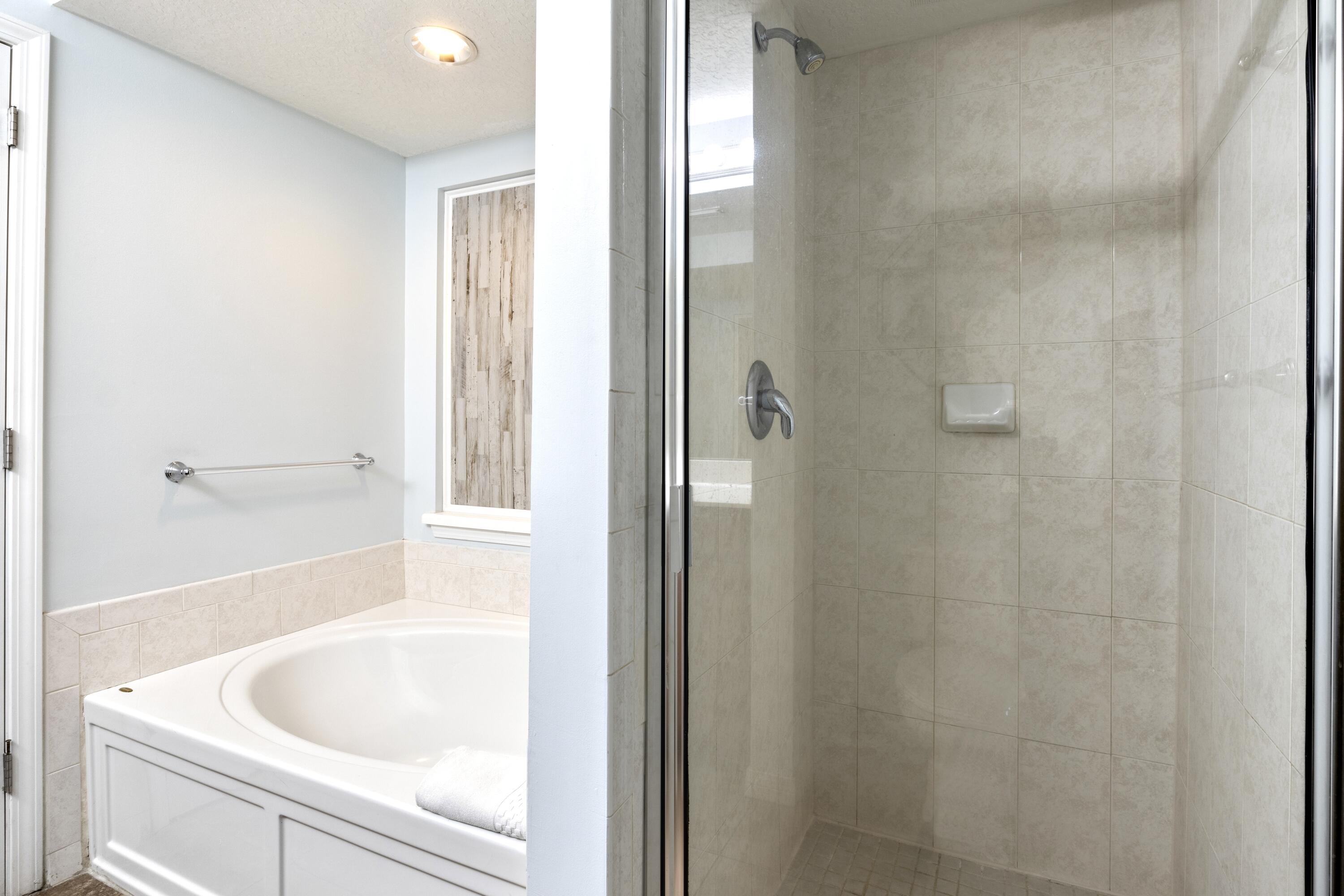1517 Miracle Strip Parkway, 403