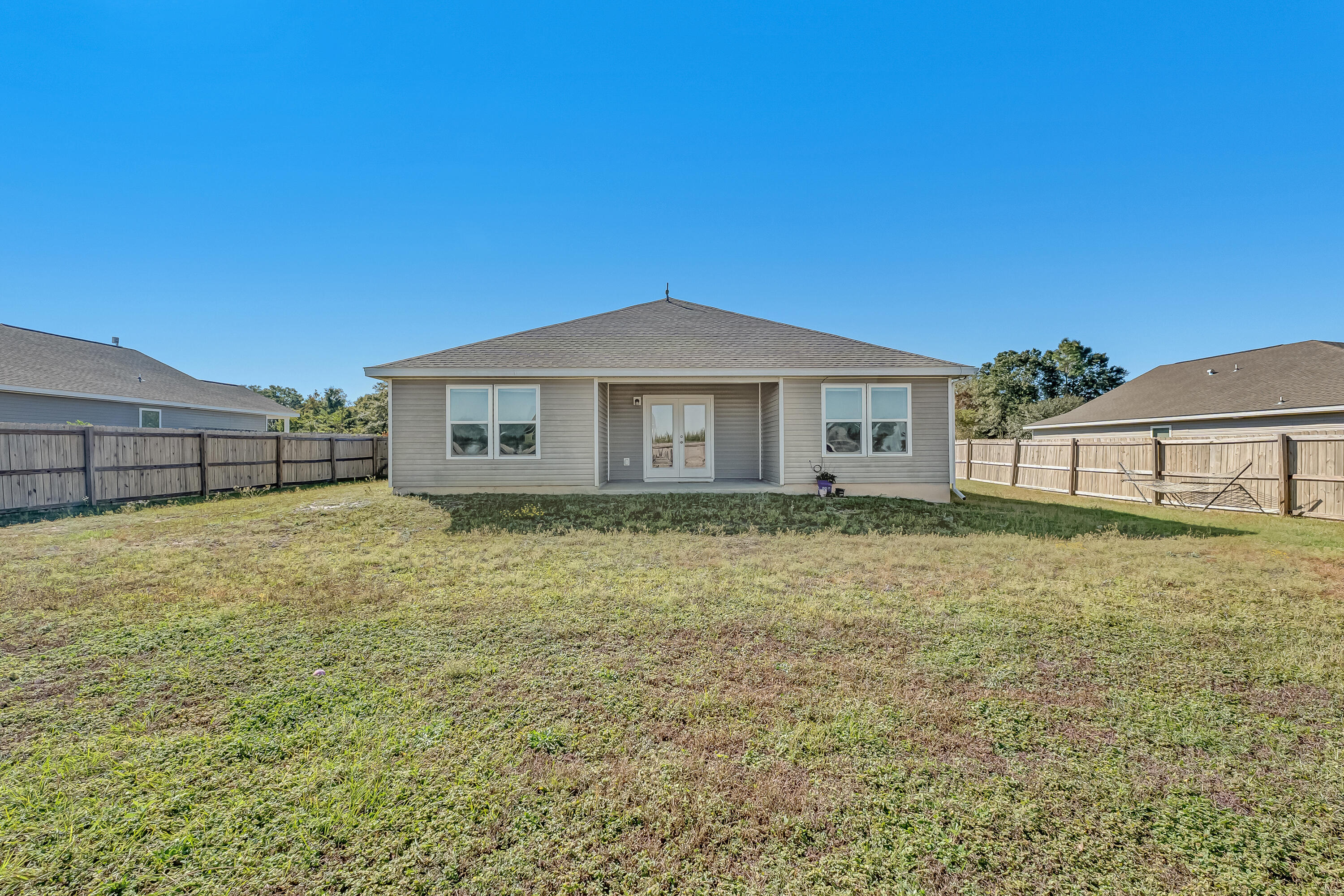 12 W Lockwood Way, DeFuniak Springs