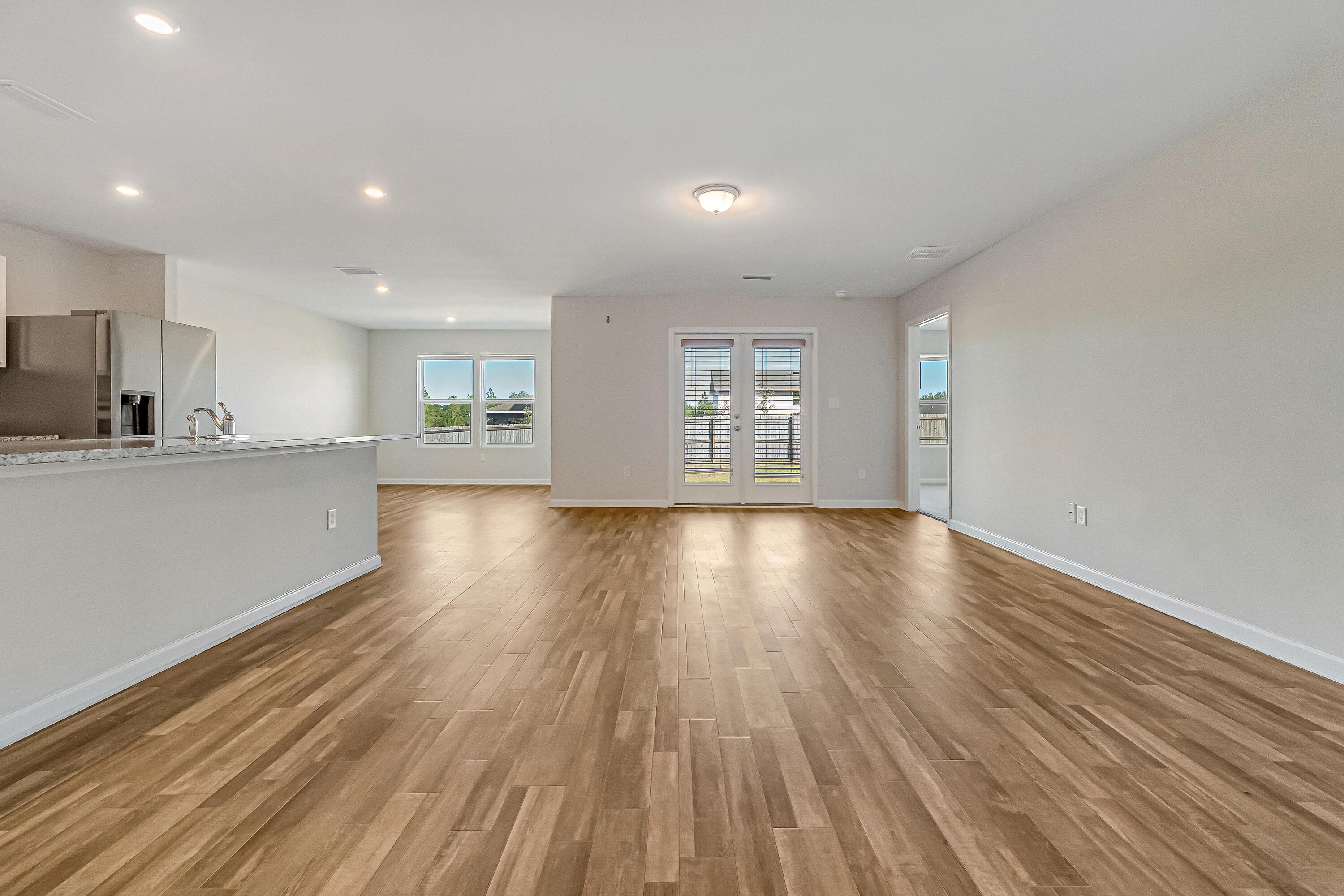 12 W Lockwood Way, DeFuniak Springs