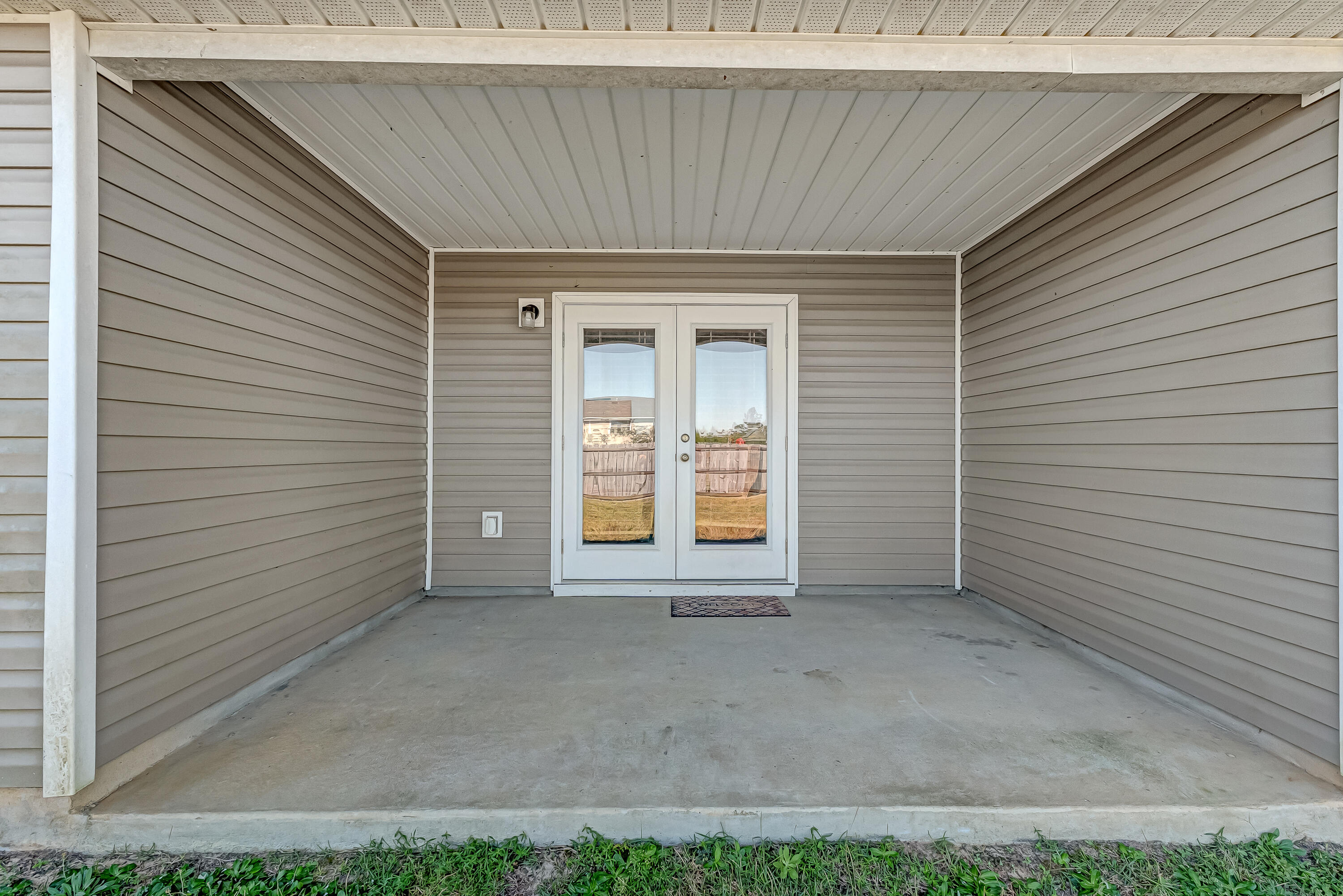12 W Lockwood Way, DeFuniak Springs