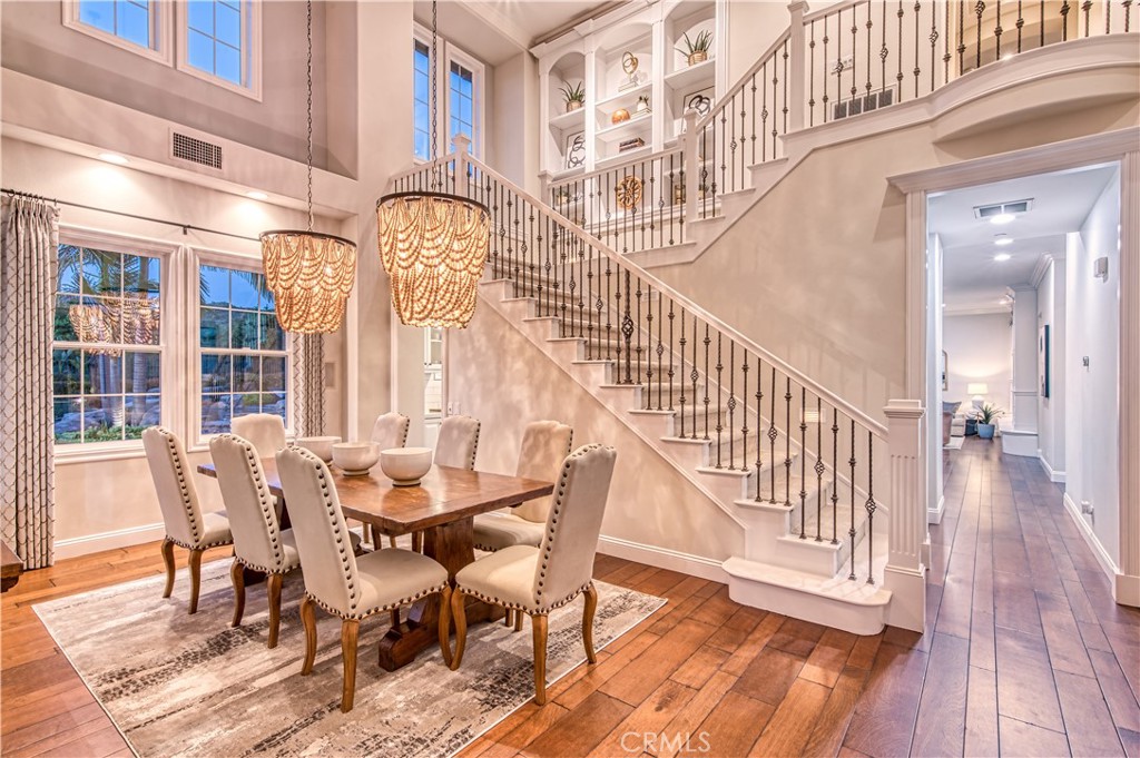 2 Thornton Place
