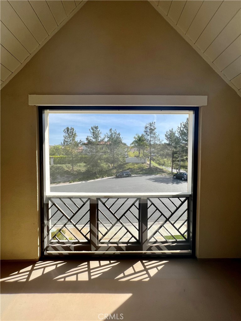 5 Golden Bear Court