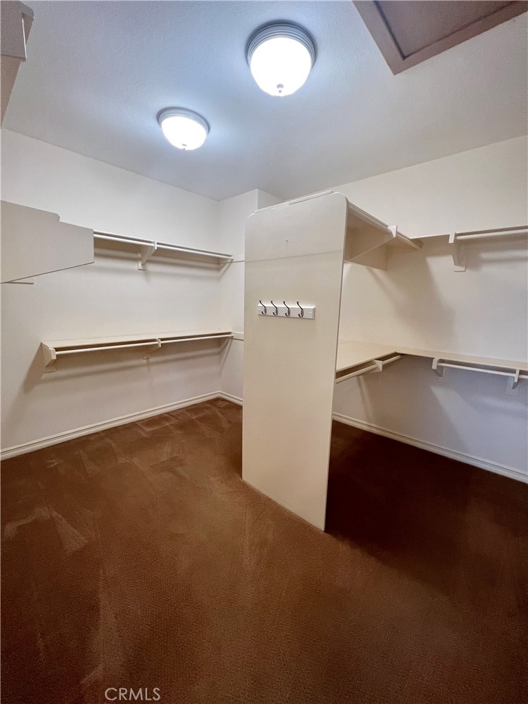 5 Golden Bear Court