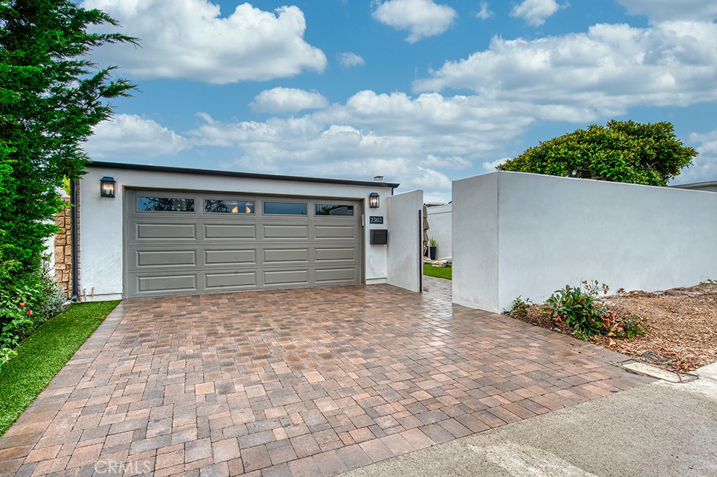 23611 Verrazanno Bay
